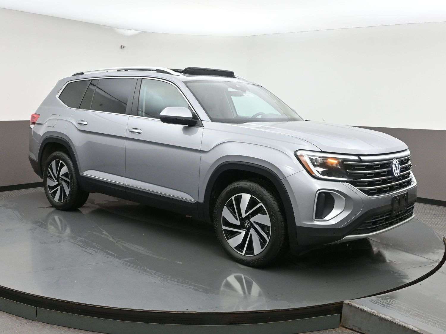 2024 Volkswagen Atlas Highline 4Motion HEATED SEATS, HEATED STEERING WHE