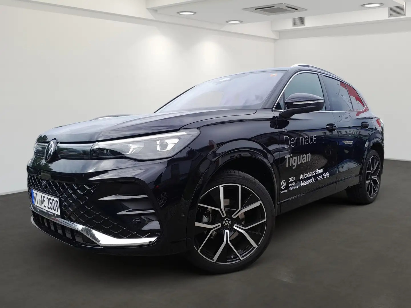 Volkswagen Tiguan R-LINE eTSI DSG STANDHZG+PANO+HEAD-UP+H&K+MATRIX+A Schwarz - 2