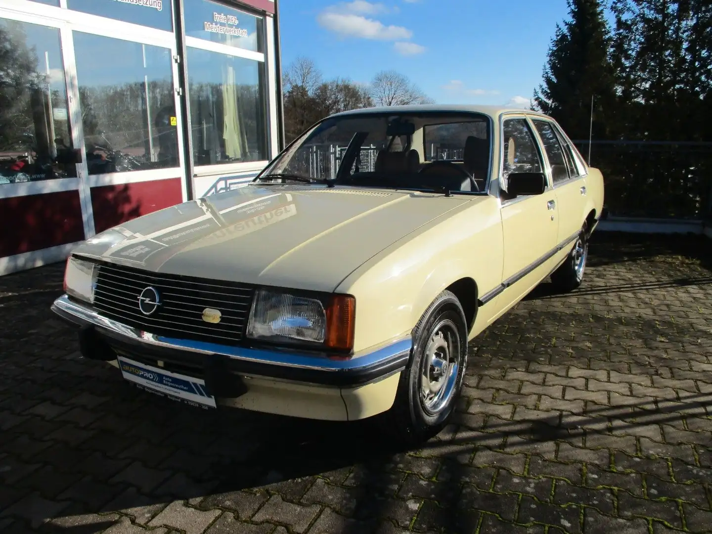 Opel Rekord E1+Schiebedach+H-Abnahme Neu Amarillo - 1