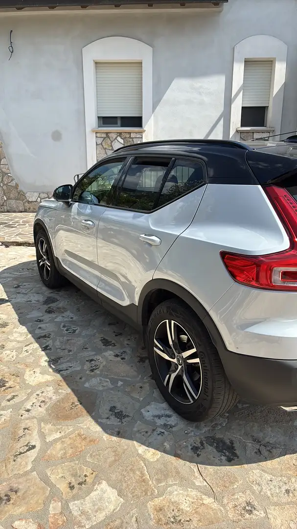 Volvo XC40 2.0 d3 R-design geartronic my20 - 1