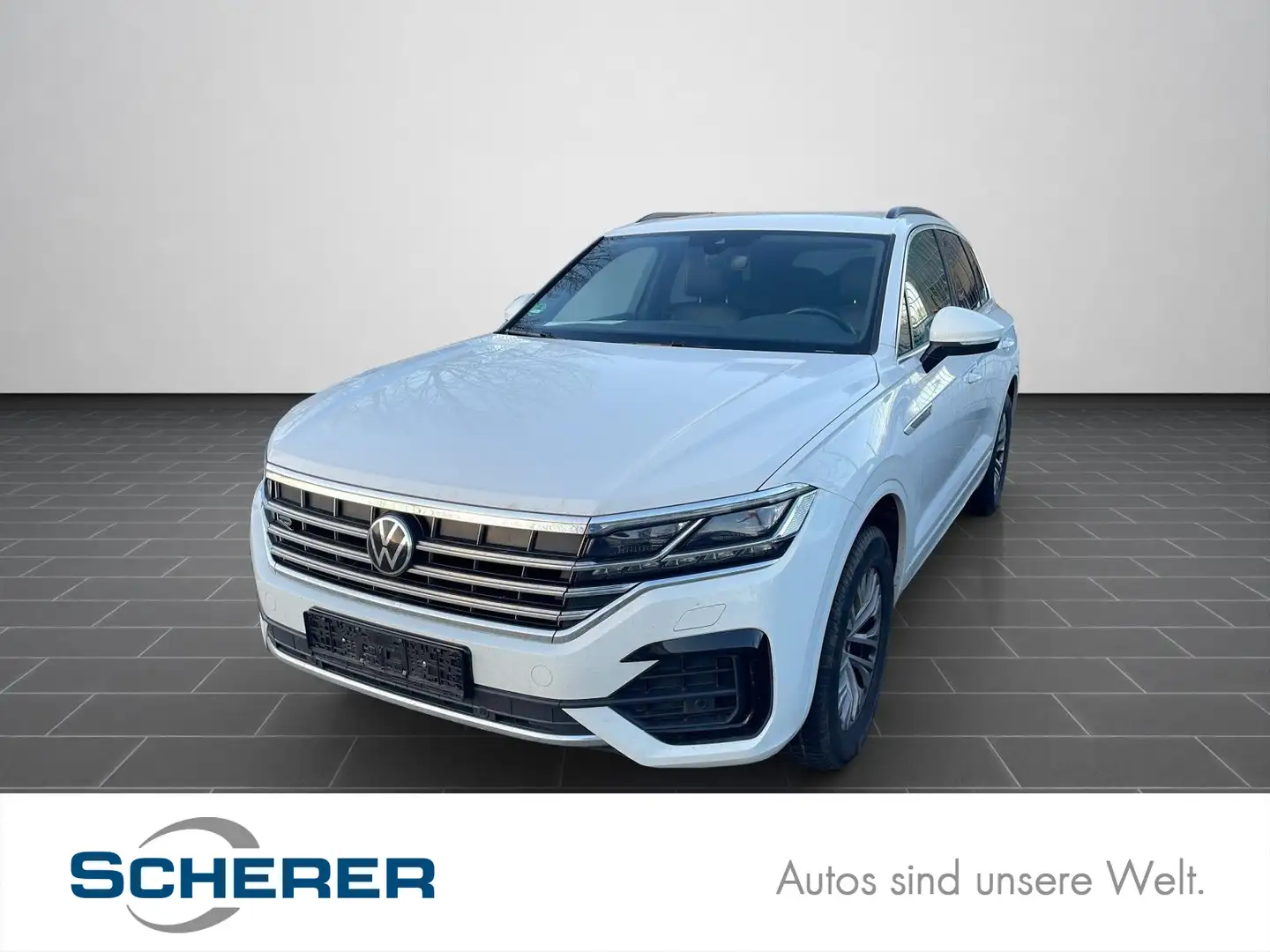 Volkswagen Touareg 3,0 TDI DSG R-Line LED/NAVI/AHK/u.v.m. Weiß - 1