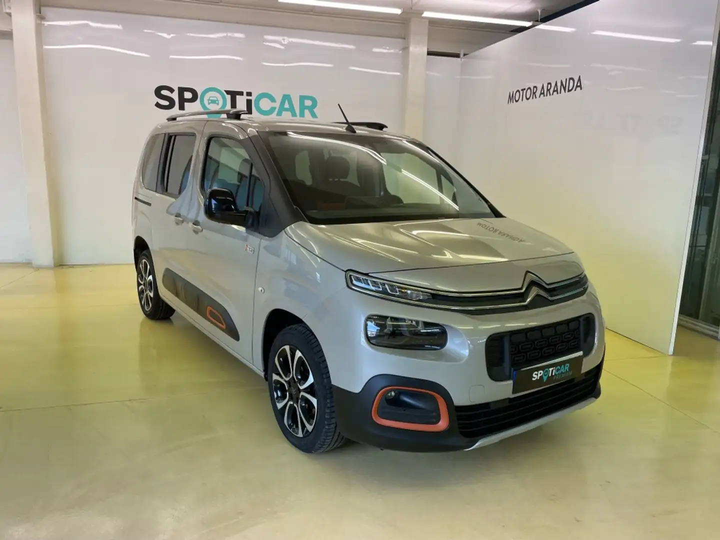 Citroen Berlingo BlueHDi S&S Talla M Shine 100 Šedá - 1