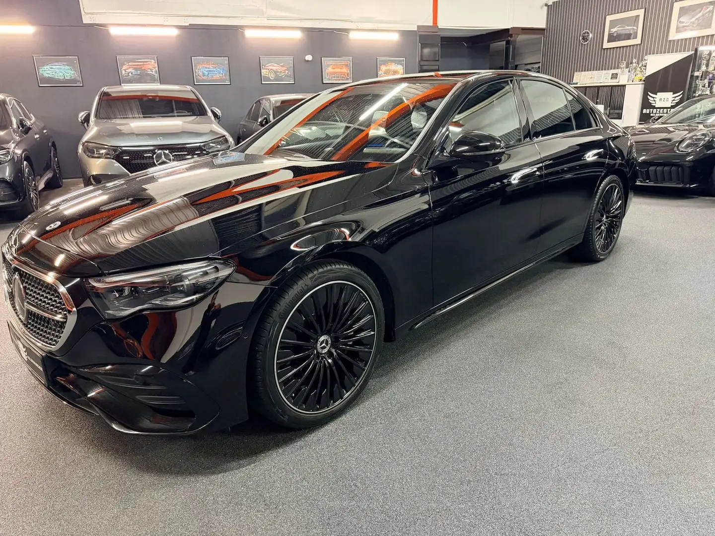 Mercedes-Benz E 220 d AMG SUPERSCREEN/PANO/DISTR/BURMEST4D/360 Noir - 2