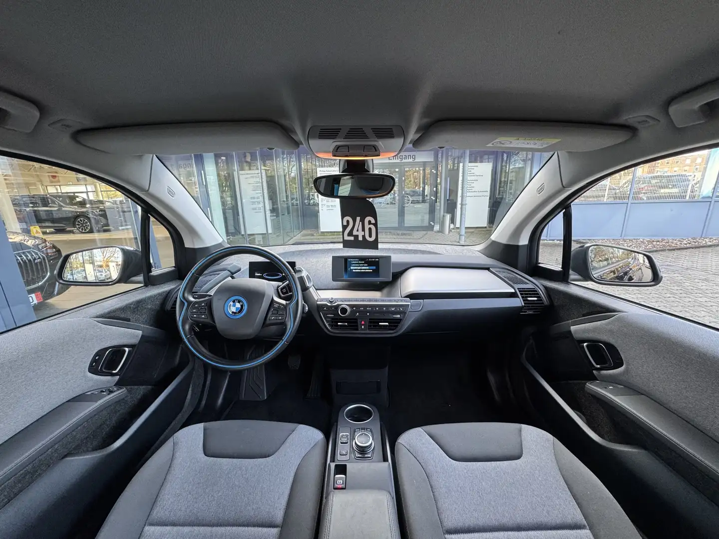 BMW i3 s 120 Ad-LED DA-Plus 20" SHZ Fin.ab 1,89% Schwarz - 2