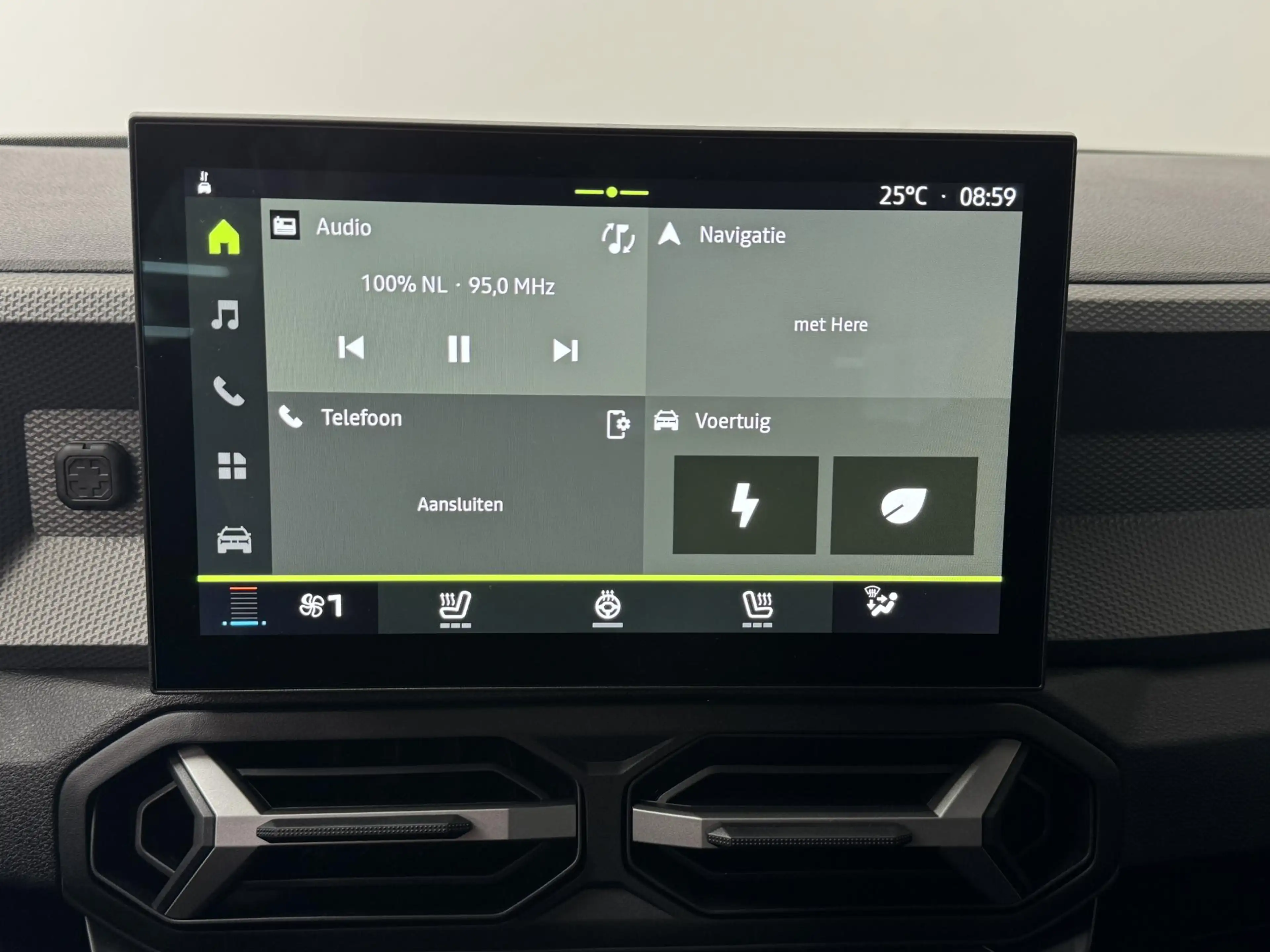 Dacia Duster 1.8 hybrid 155 expression | Nieuw uit voorraad | N — photo 27