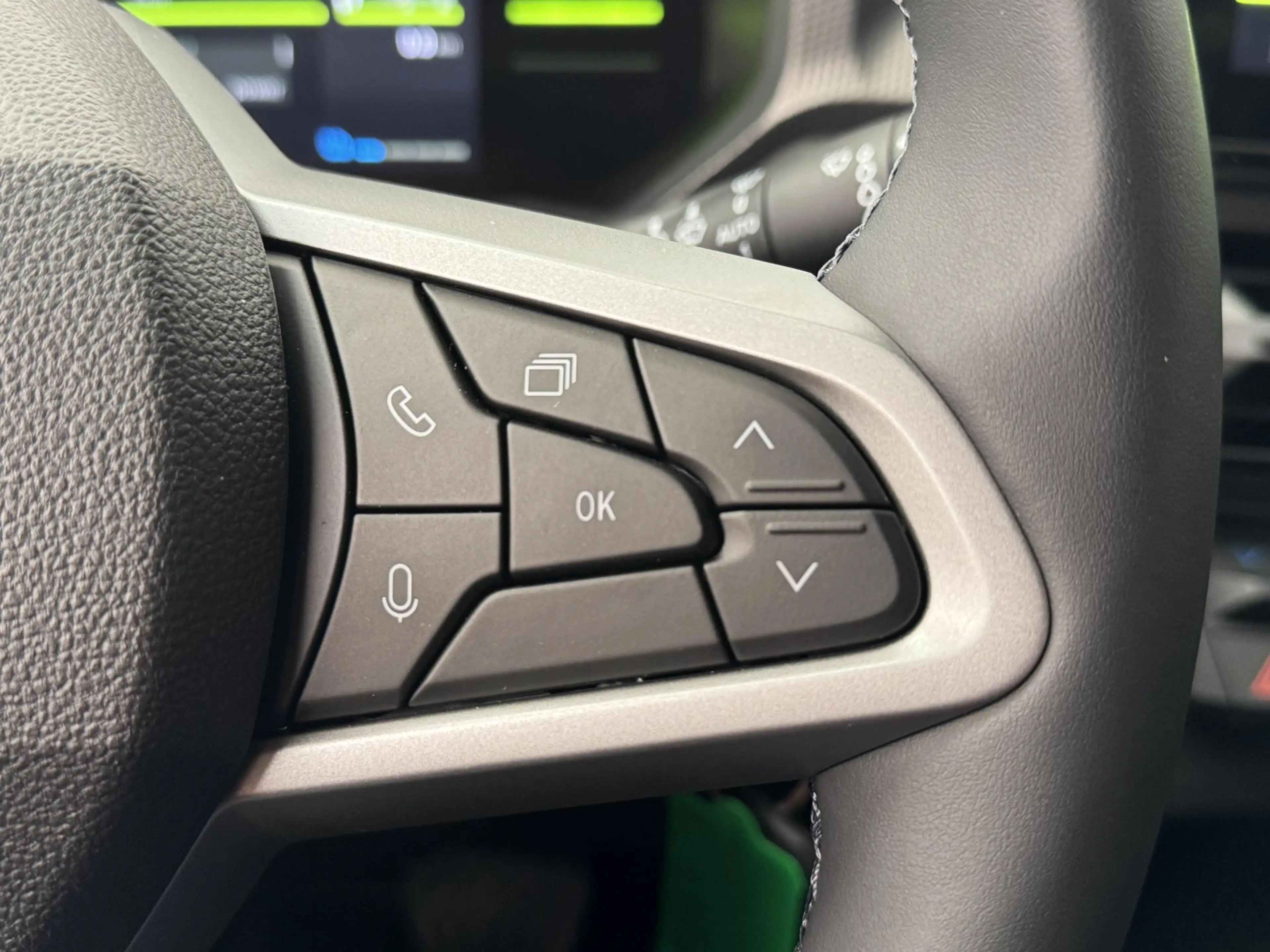 Dacia Duster 1.8 hybrid 155 expression | Nieuw uit voorraad | N — photo 11