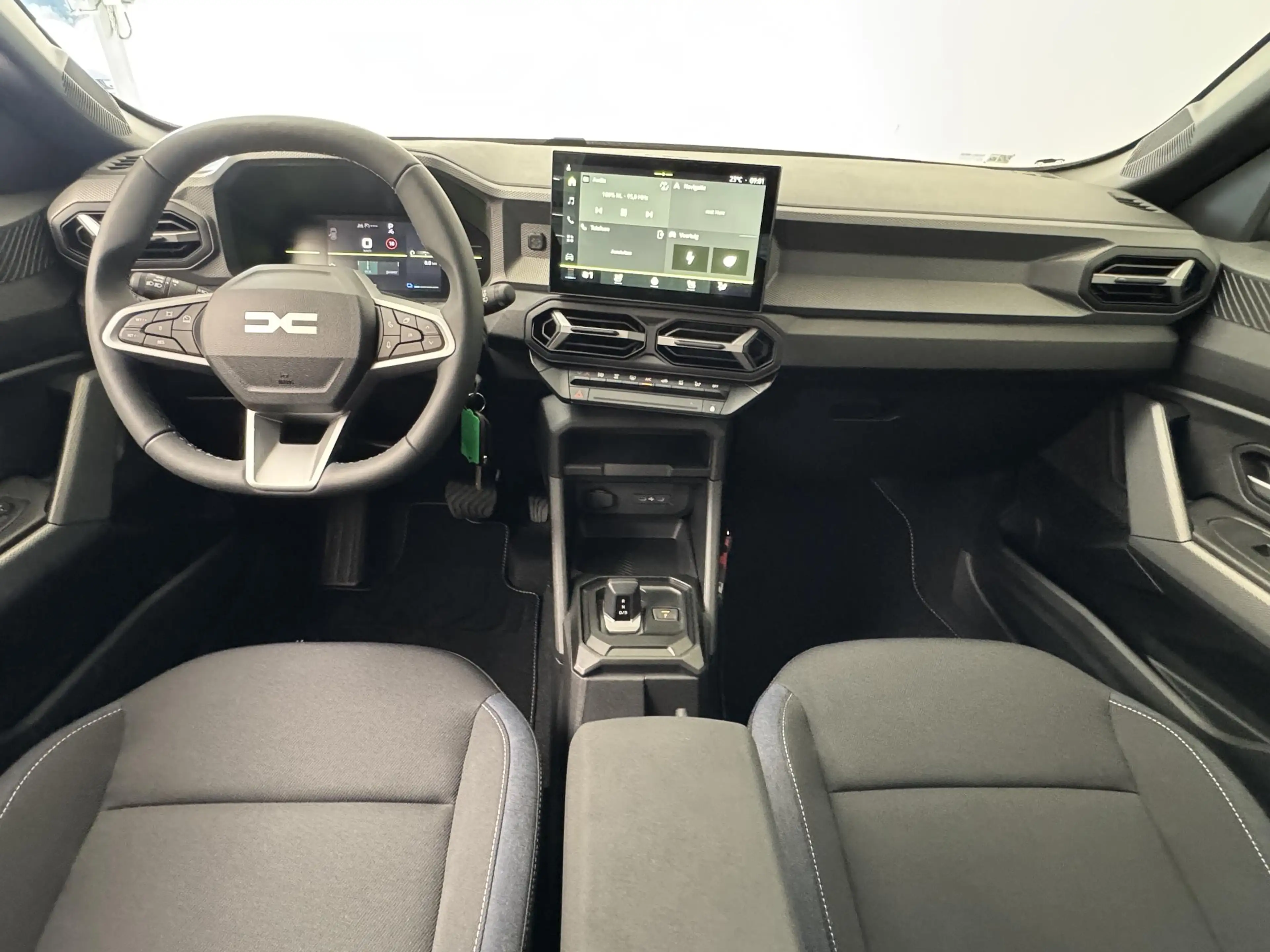 Dacia Duster 1.8 hybrid 155 expression | Nieuw uit voorraad | N — photo 2