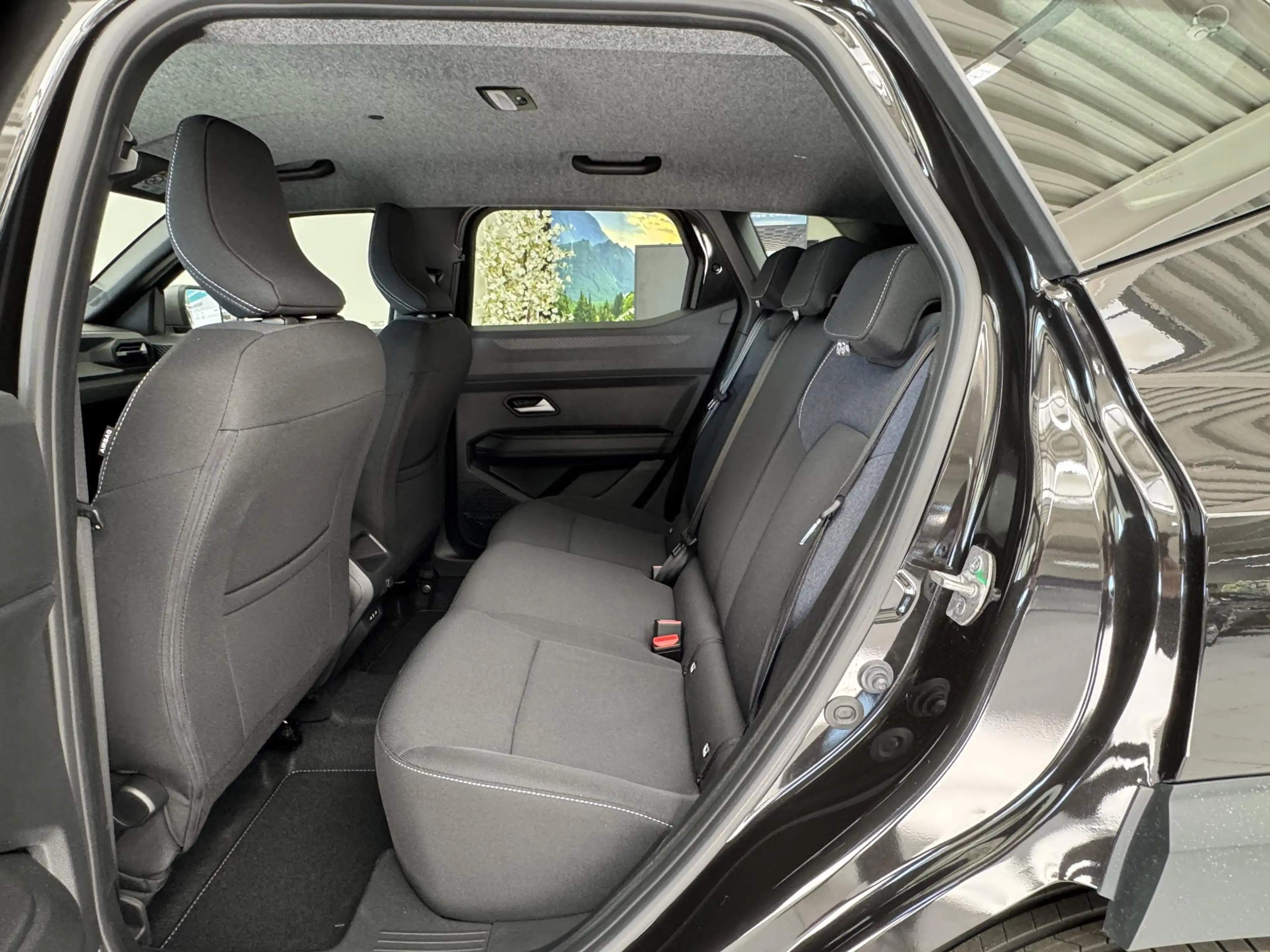 Dacia Duster 1.8 hybrid 155 expression | Nieuw uit voorraad | N — photo 6