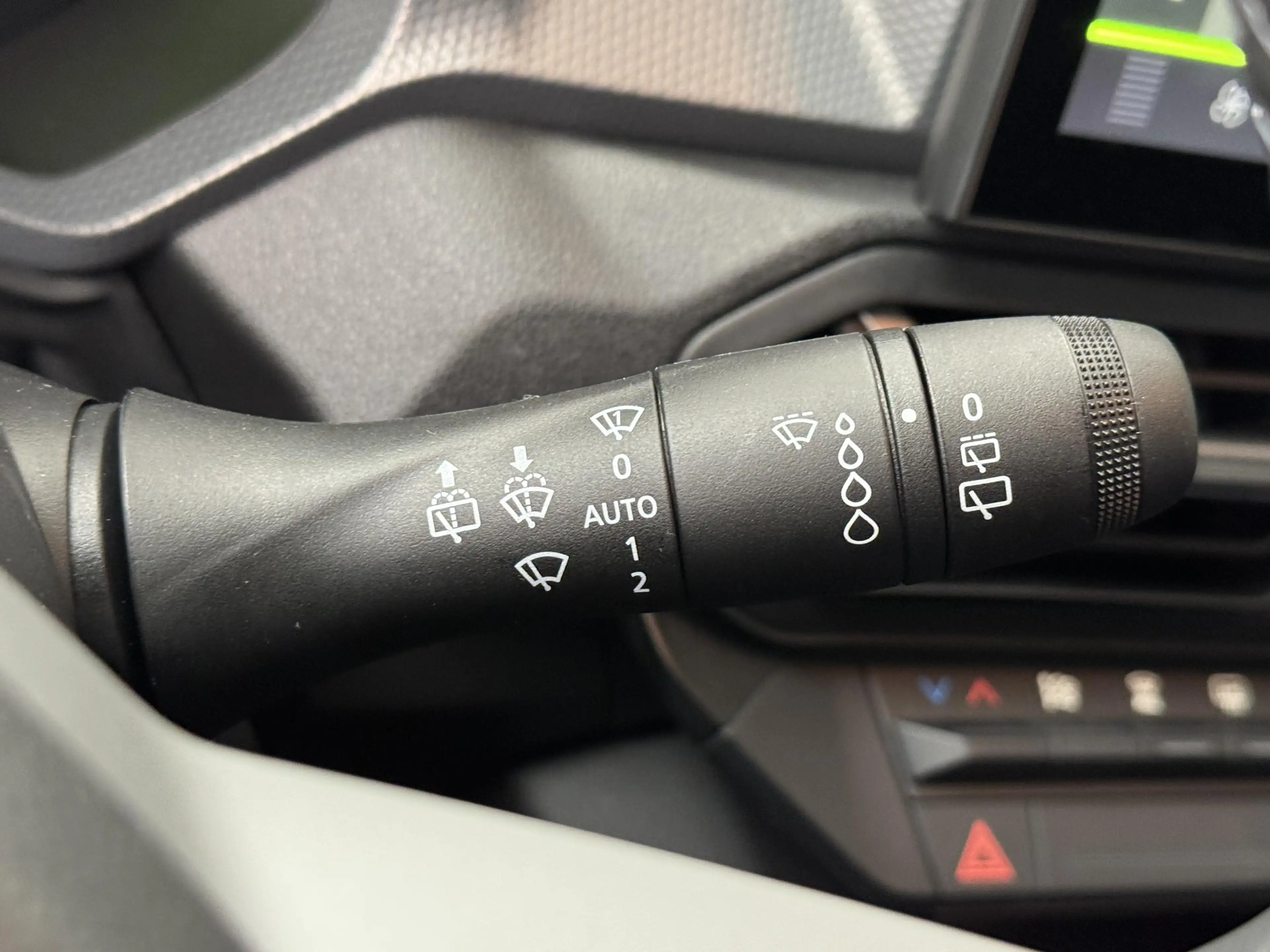 Dacia Duster 1.8 hybrid 155 expression | Nieuw uit voorraad | N — photo 23