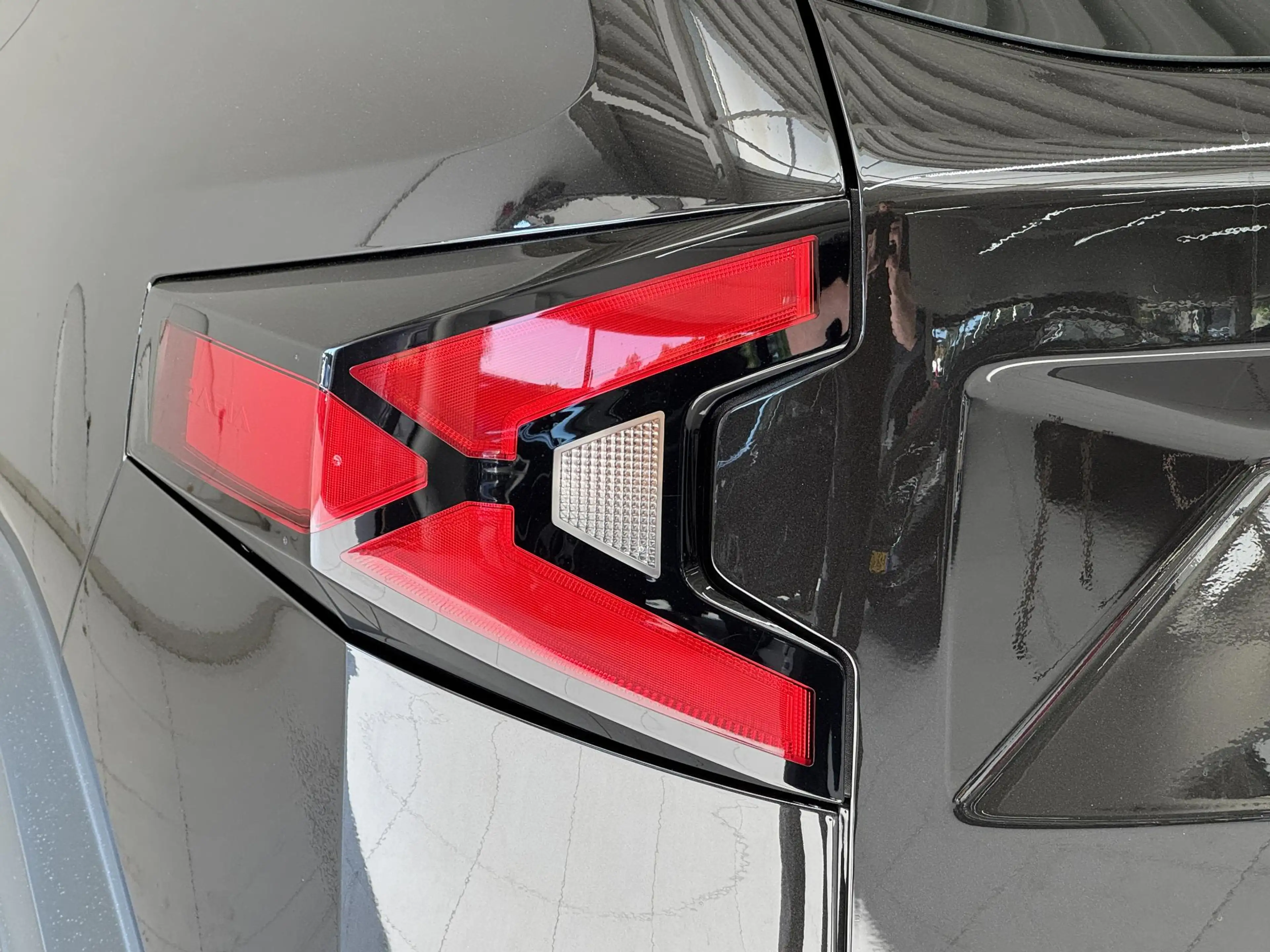 Dacia Duster 1.8 hybrid 155 expression | Nieuw uit voorraad | N — photo 18