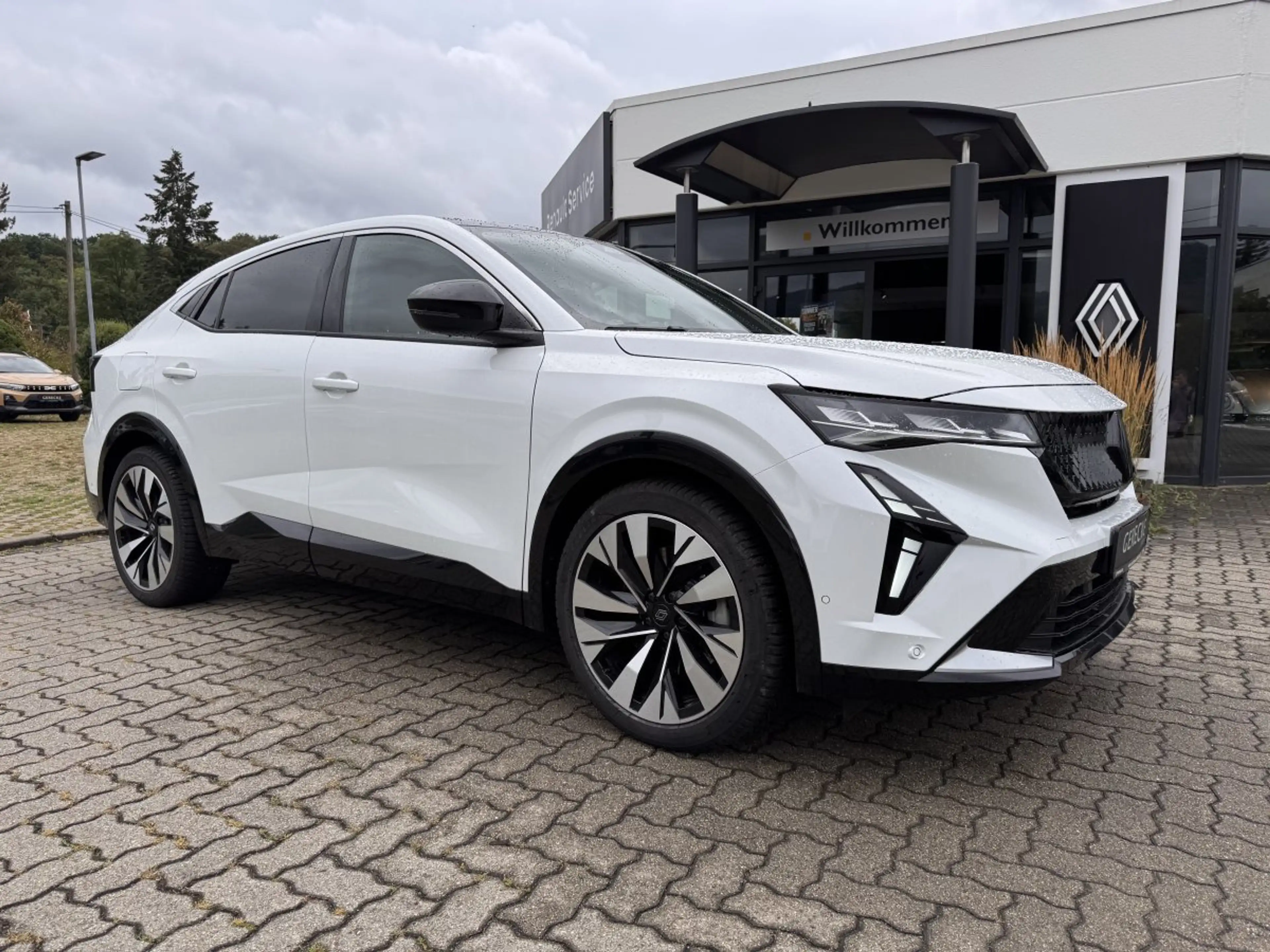 Renault Rafale 1.2 E-TECH Full Hybrid 200 Techno — photo 2
