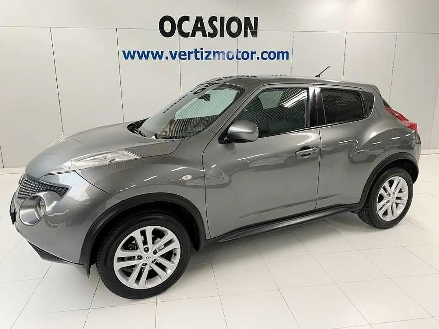 Nissan Juke 1.6i Tekna Sport Grey - 1
