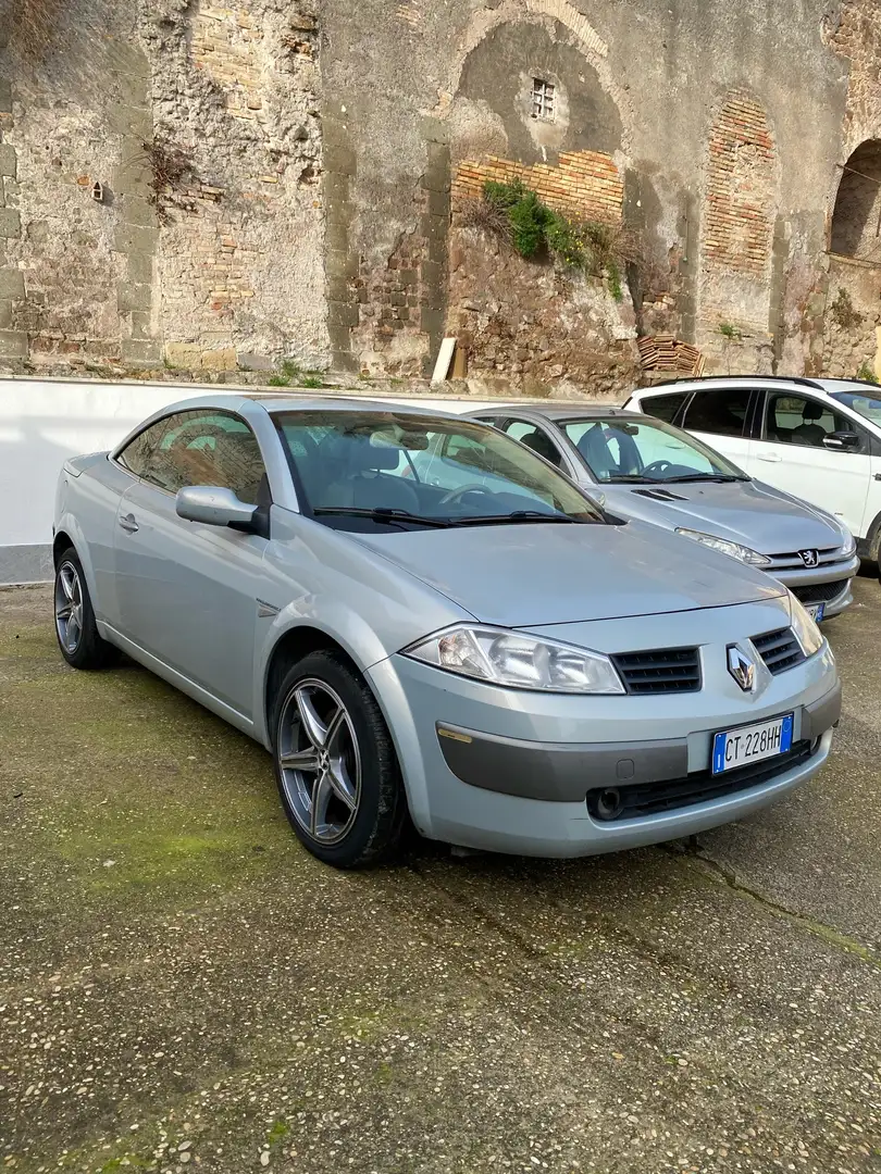 Renault Megane CC 1.9 dci Luxe Dynamique 120cv - 2