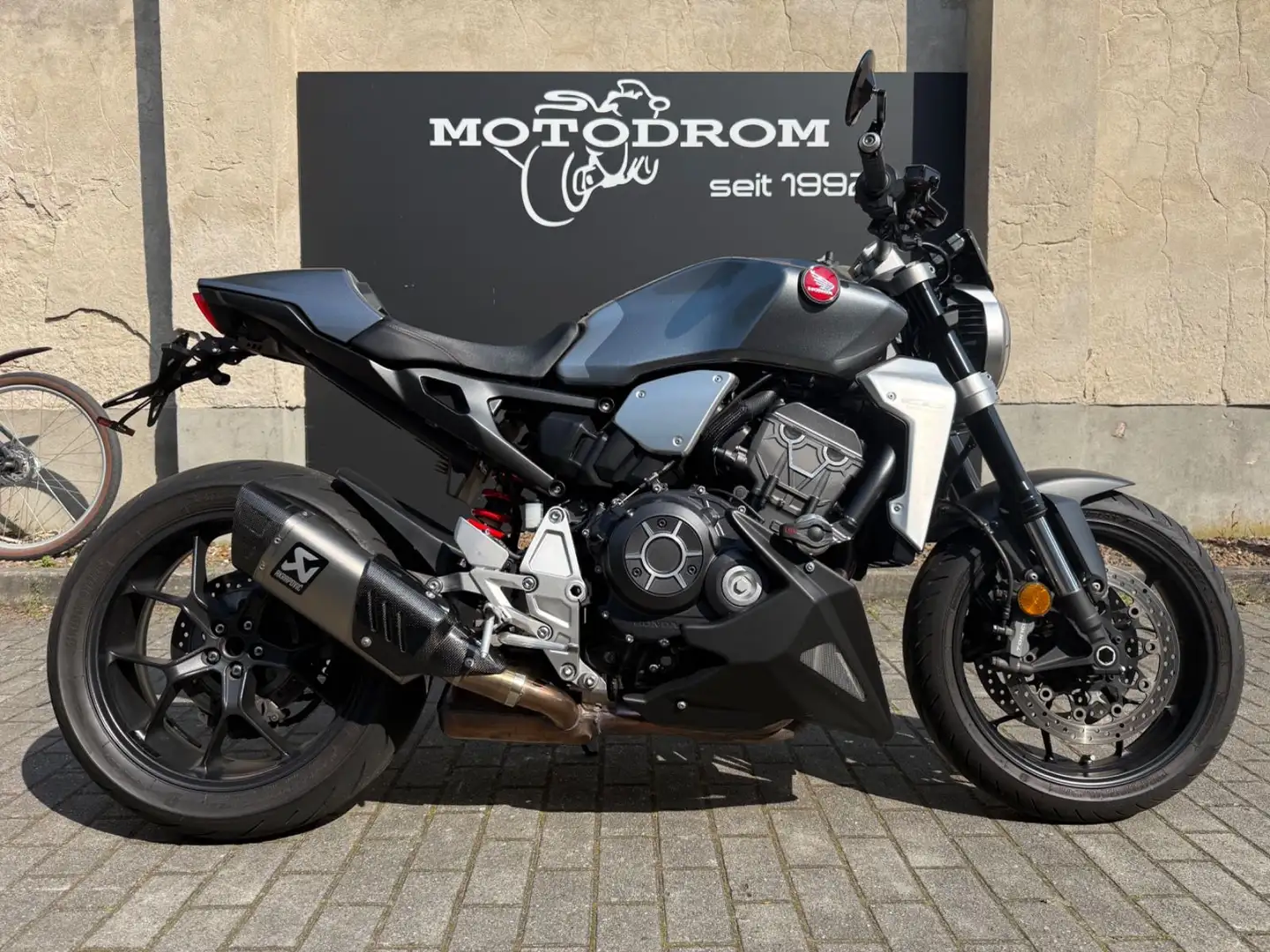 Honda CB 1000 R Šedá - 1