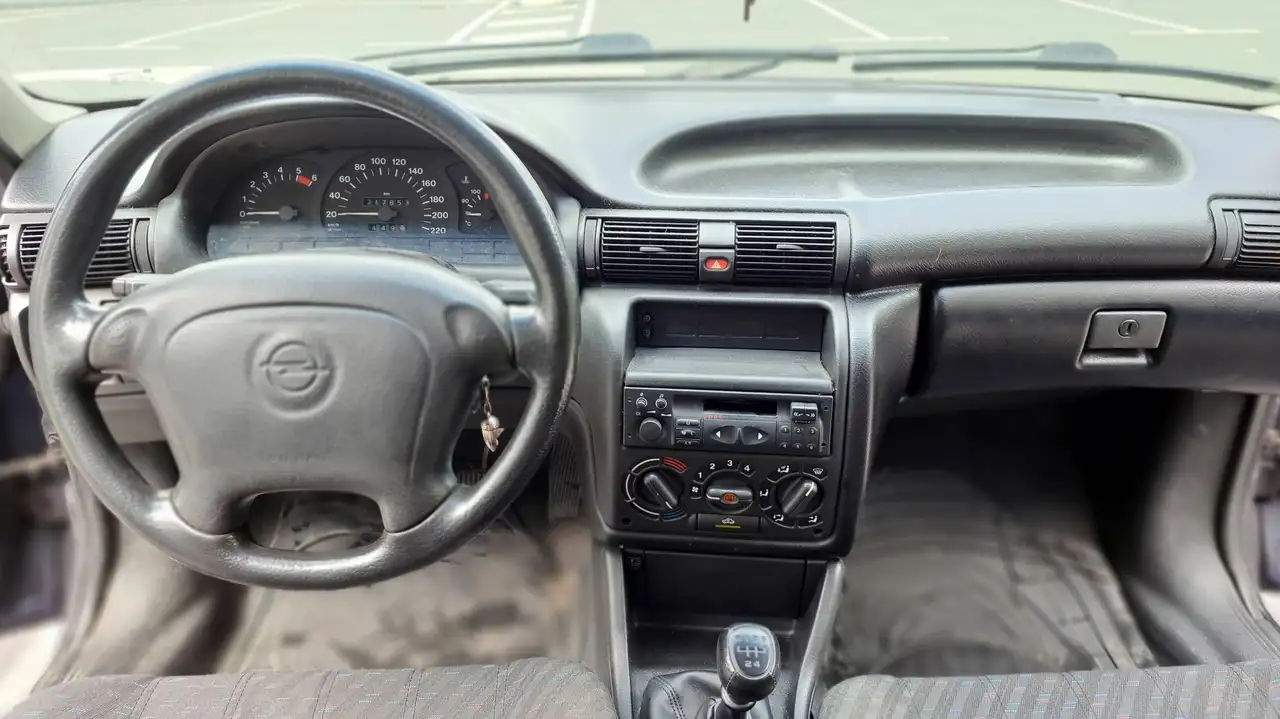 Opel Astra 1.7TD GL, foto 7