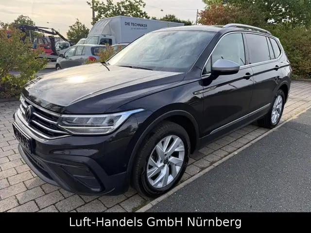 Volkswagen Tiguan Allspace Life 2.0 TDI Virtual AHK ACC