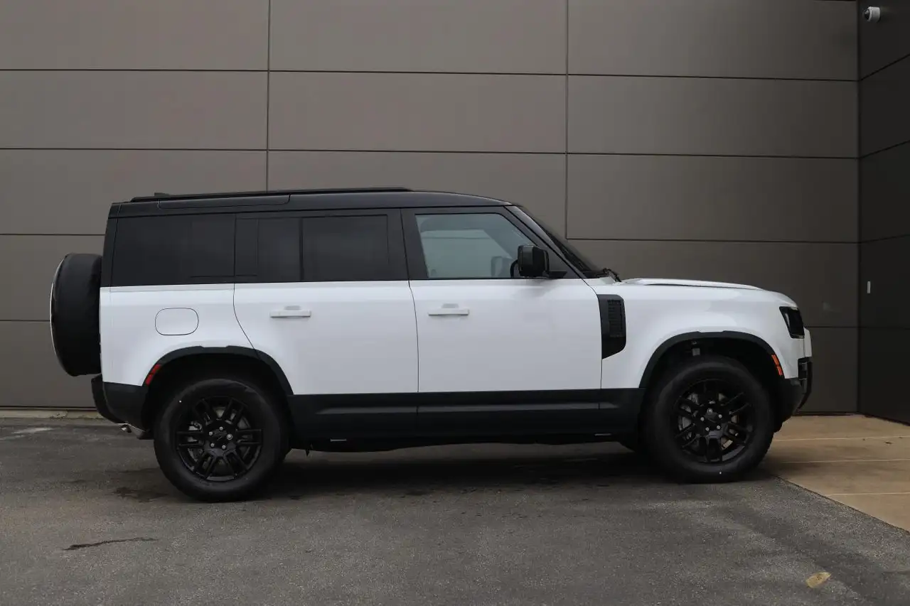 Land Rover Defender снимка Land Rover Defender