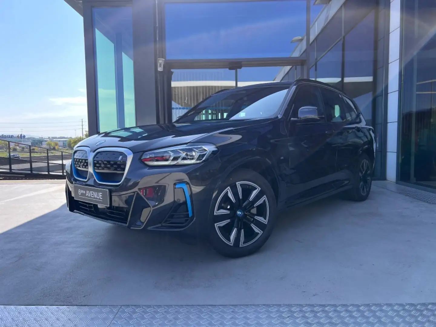 BMW iX3 M sport 286ch Inspiring Gris - 1