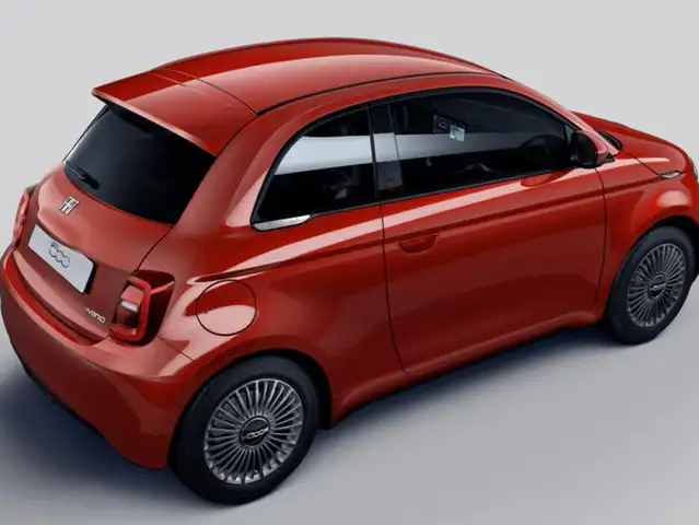 Fiat 500 view 8