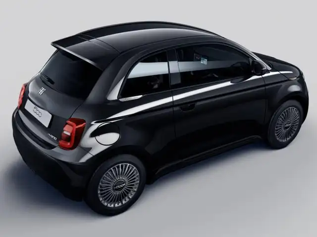 Fiat 500 view 11