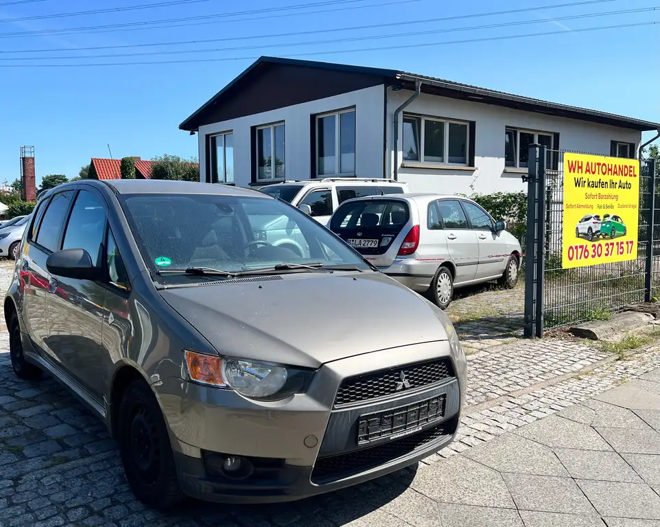 Mitsubishi Colt