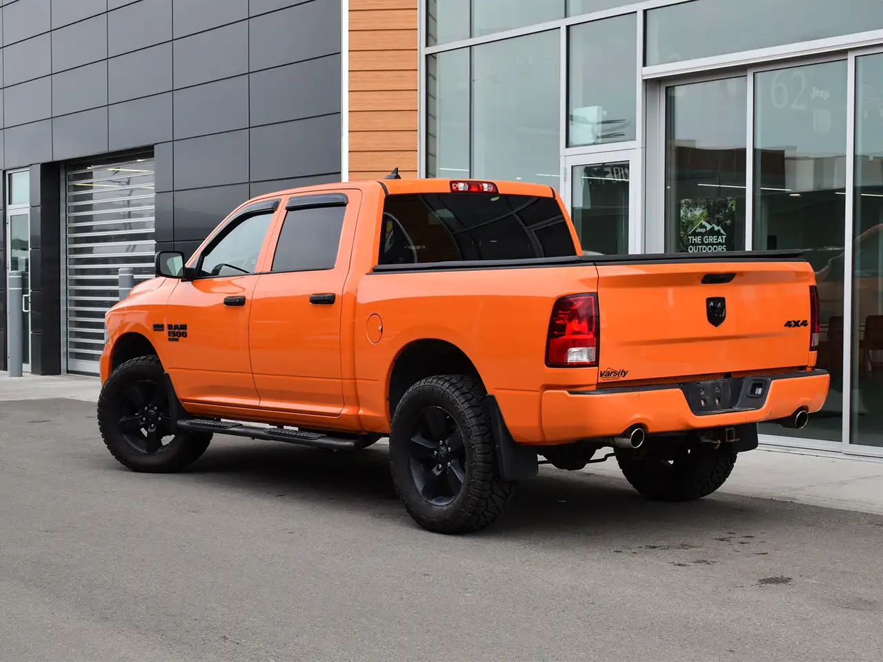 RAM 1500 снимка RAM 1500