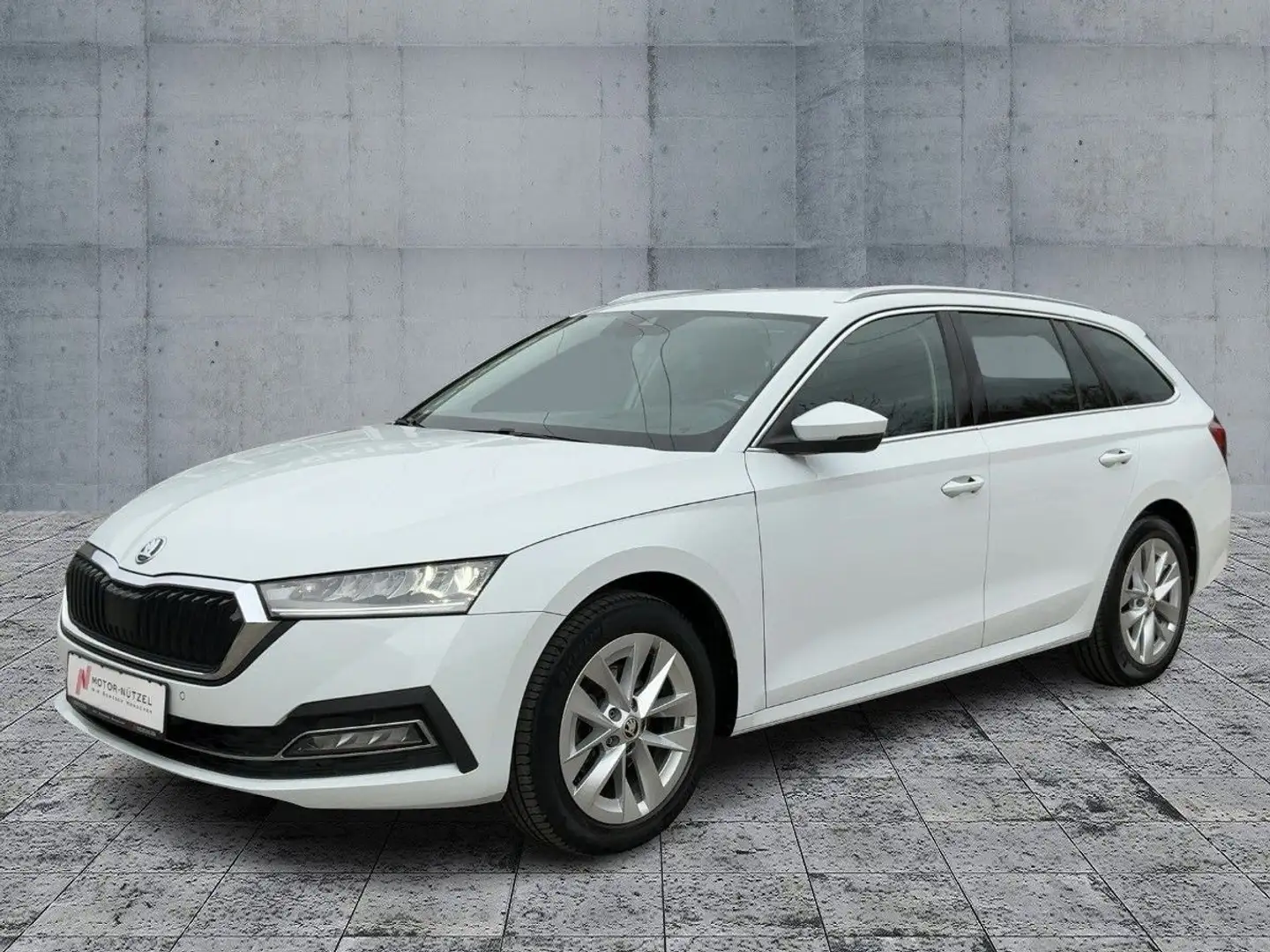 Skoda Octavia Combi 2.0 TDI DSG STYLE LED+ACC+AHK+NAVI Weiß - 2