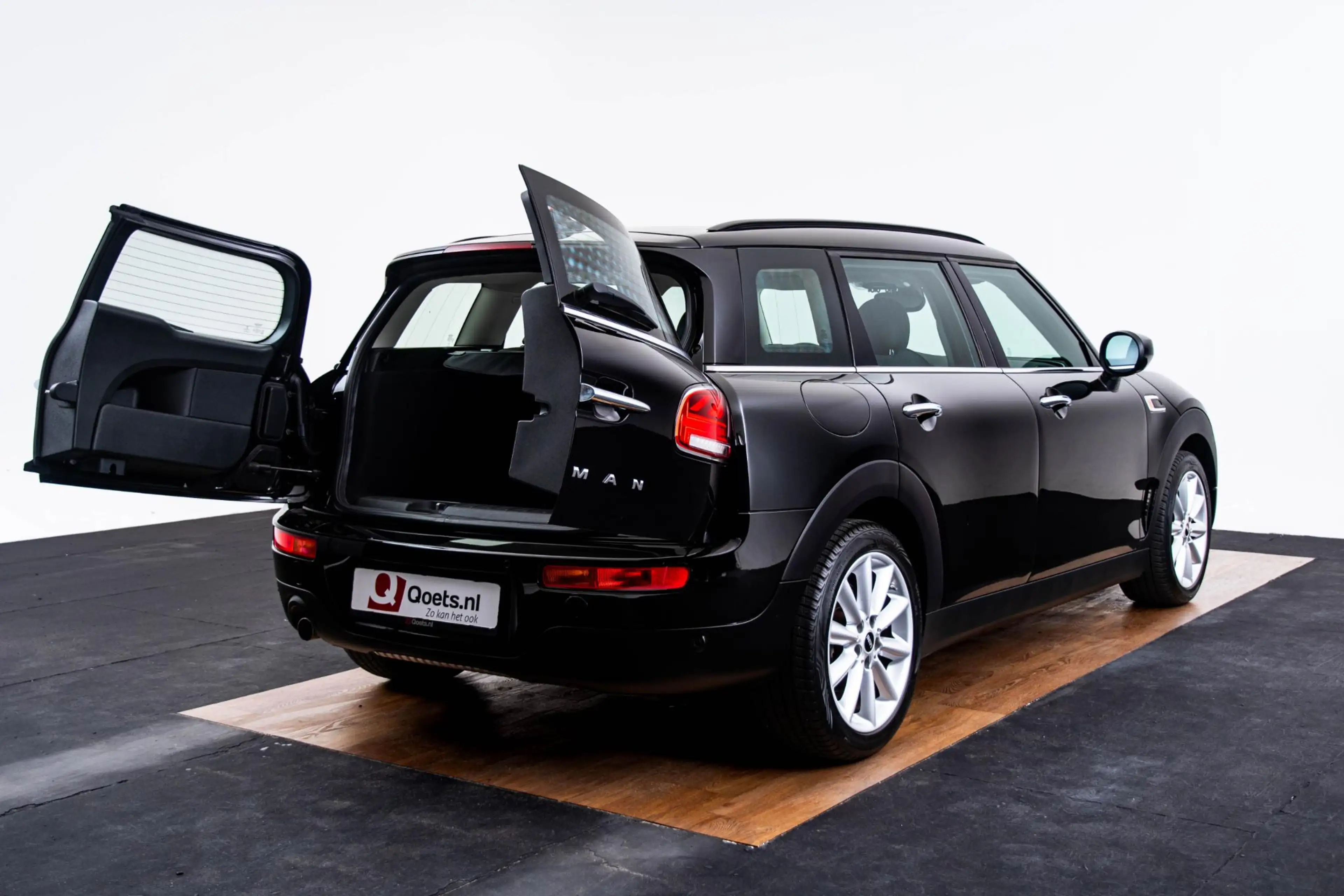 MINI One Clubman 1.5 Classic LED koplampen - PDC - Navigatie - Airc — photo 11