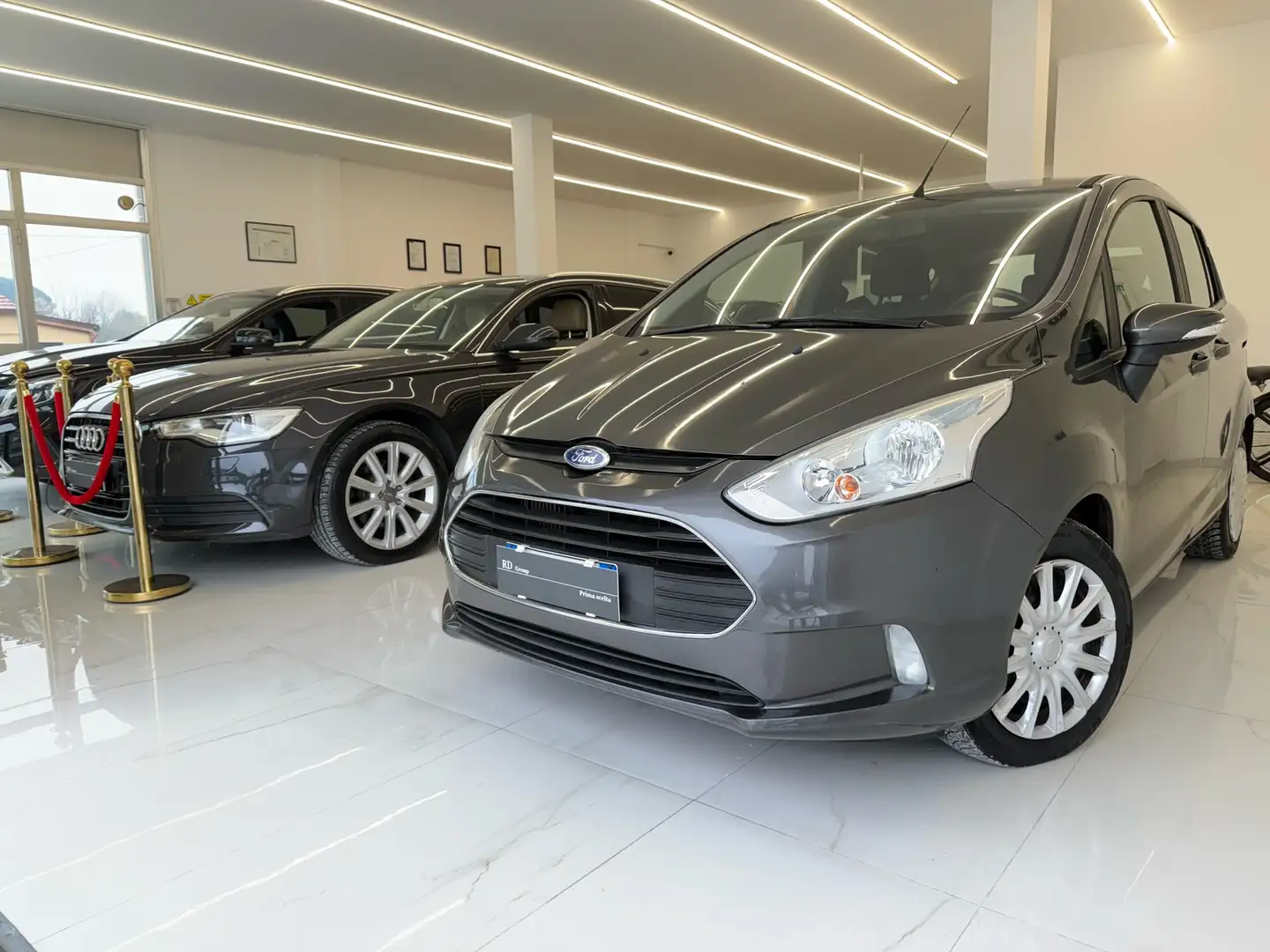 Ford B-Max 1.6 tdci Business Titanium 95cv okneopatentati Grigio - 1