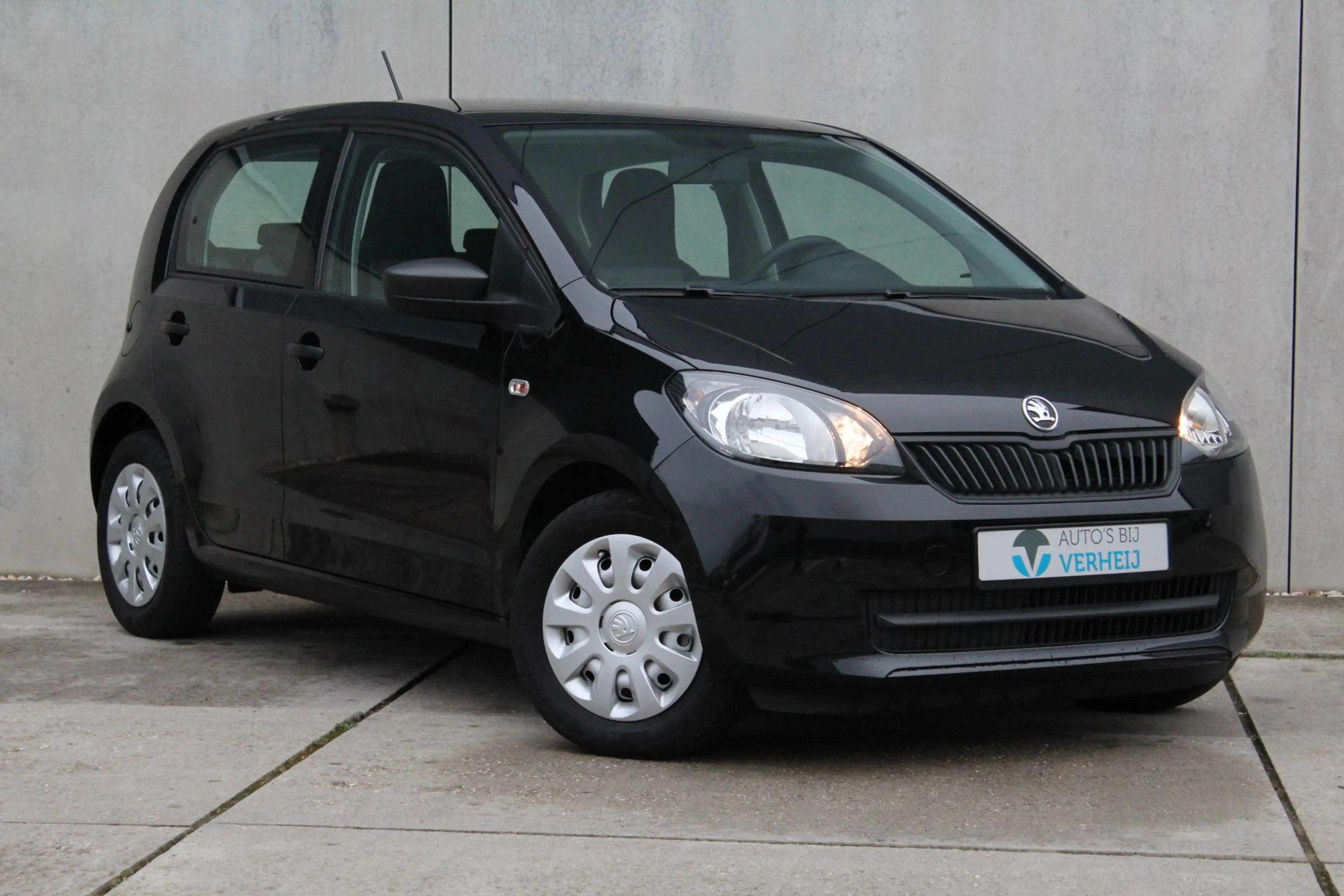 Skoda Citigo 1.0 Greentech Active Pro / 5-DRS / AIRCO / CENTR D — photo 6