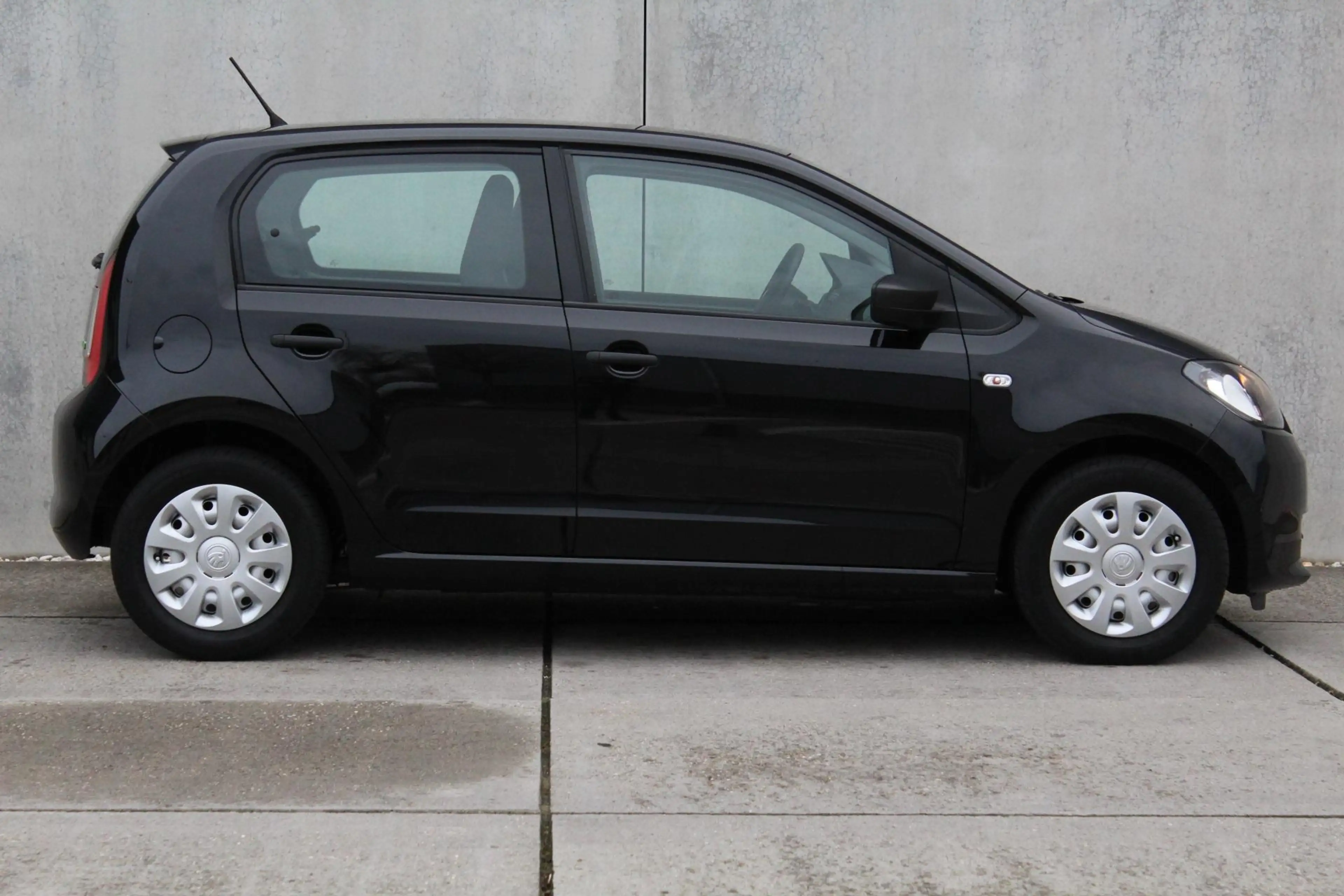 Skoda Citigo 1.0 Greentech Active Pro / 5-DRS / AIRCO / CENTR D — photo 15