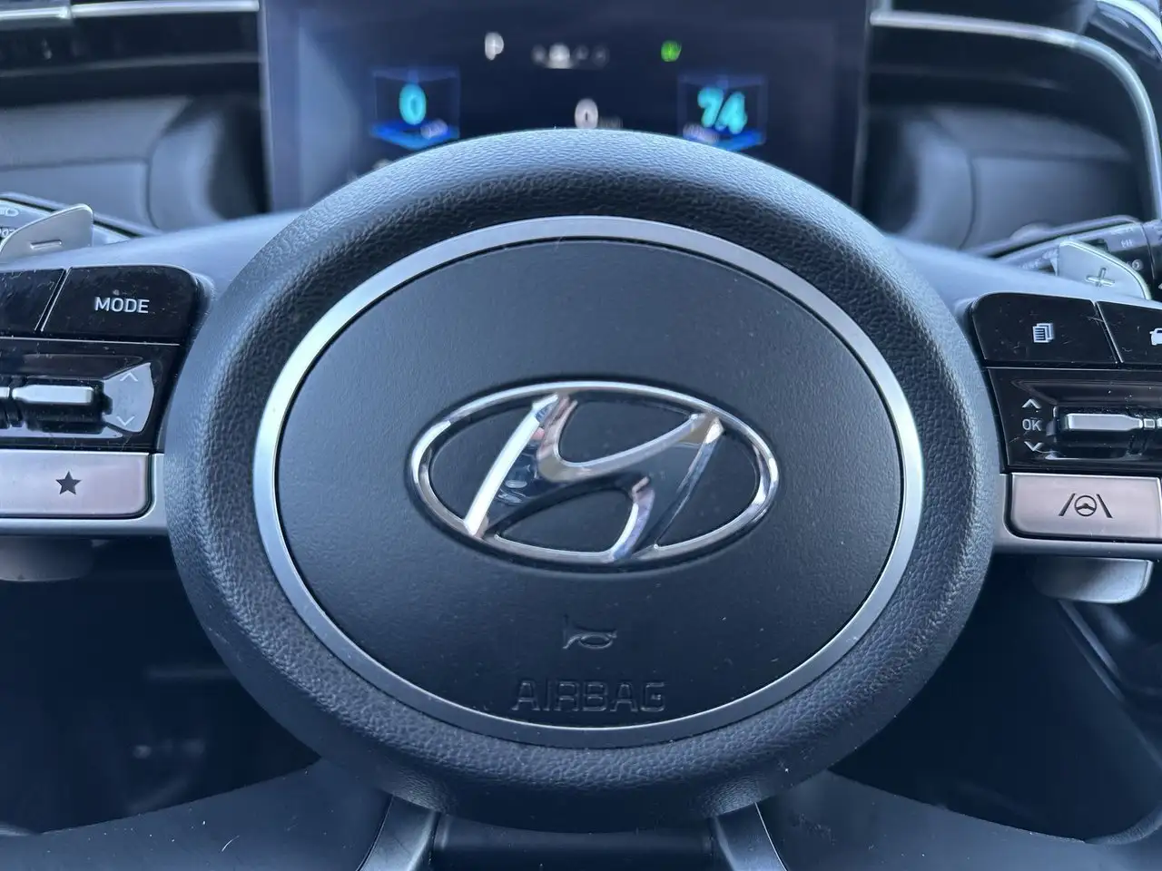 Hyundai TUCSON снимка Hyundai TUCSON