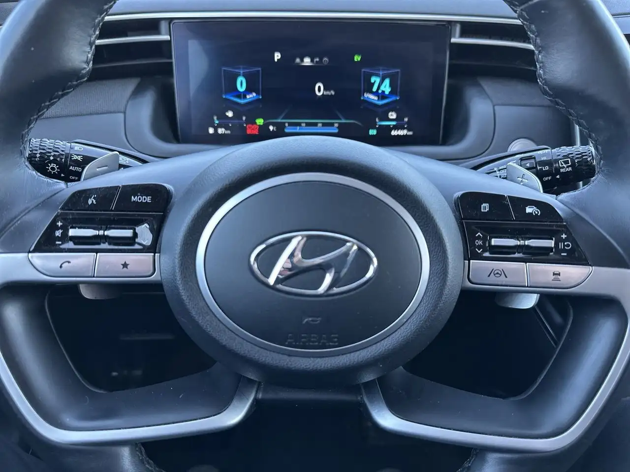 Hyundai TUCSON снимка Hyundai TUCSON