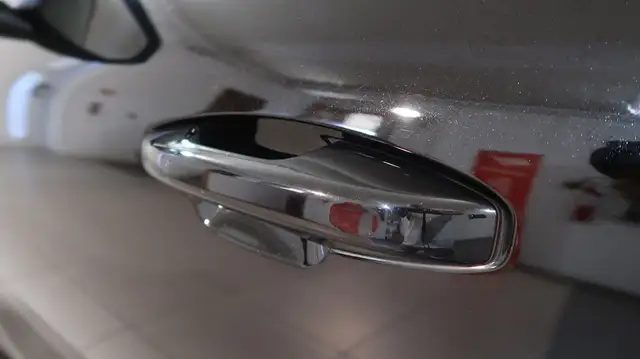 Volvo XC40 view 27