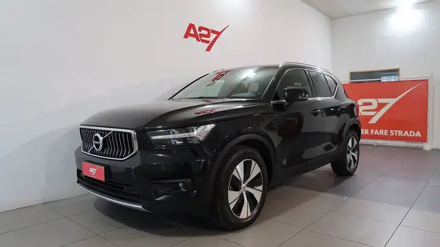 Volvo XC40 view 13