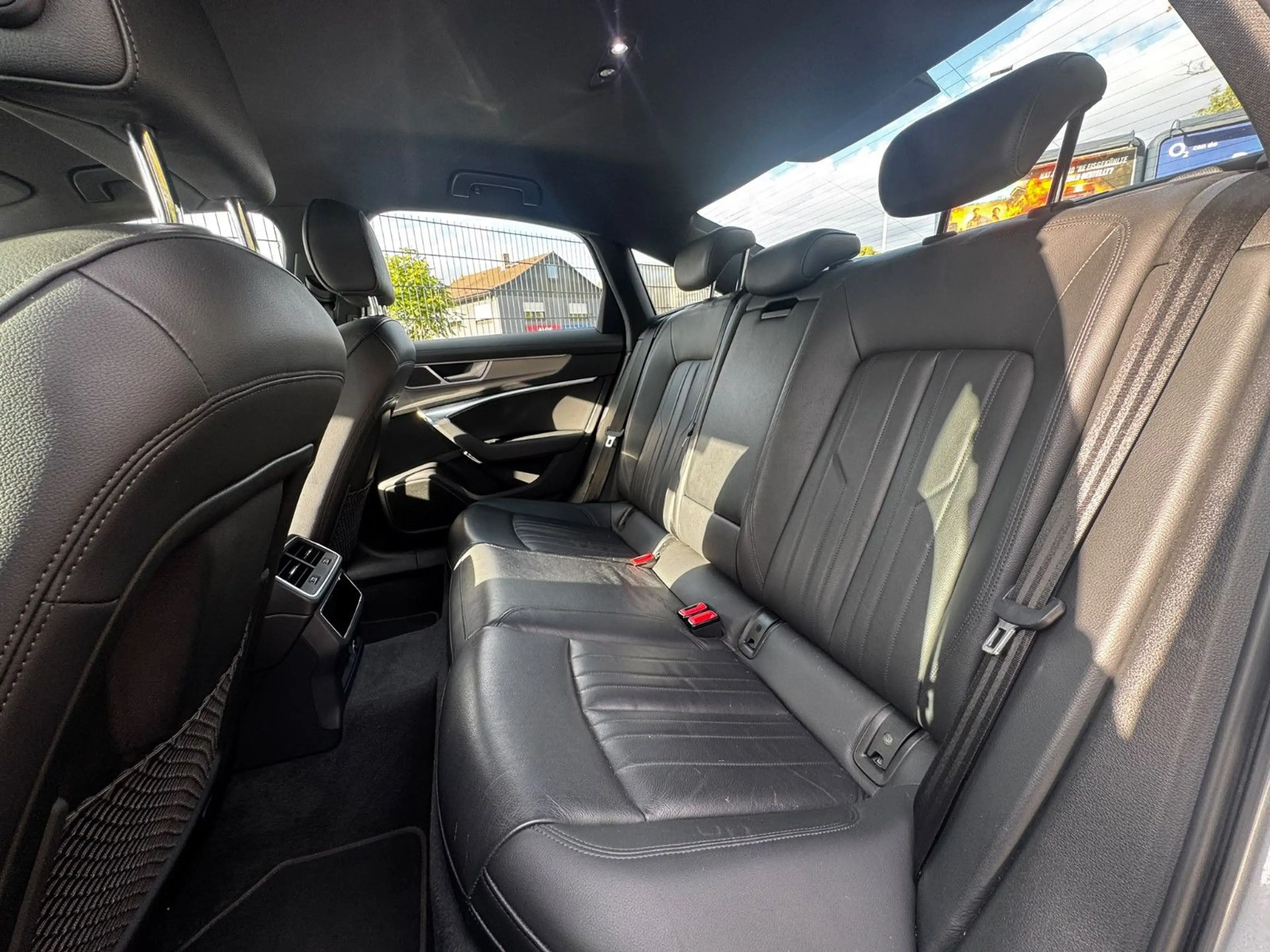 Audi A6 Lim. 40 TDI design — photo 14