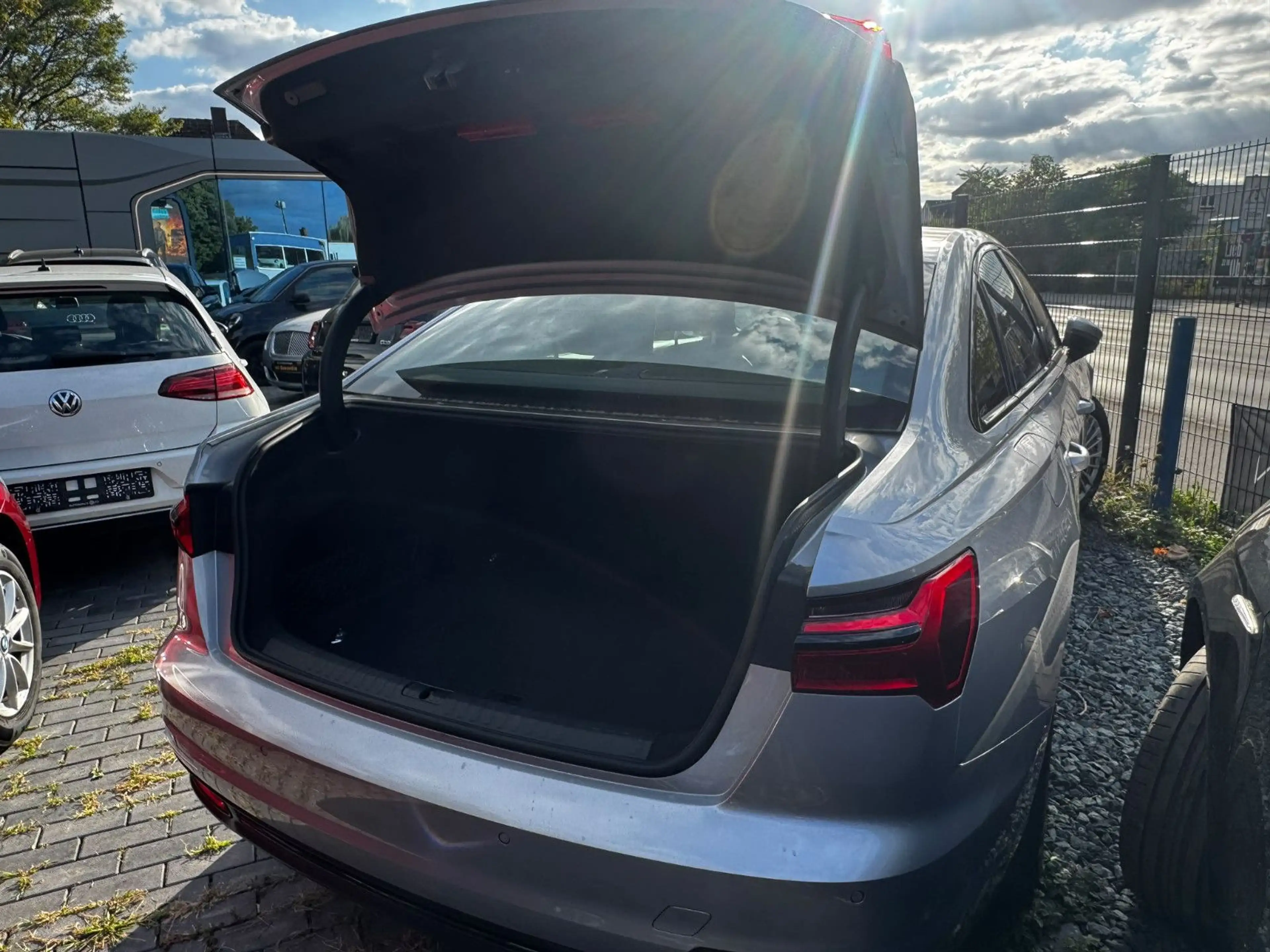 Audi A6 Lim. 40 TDI design — photo 7