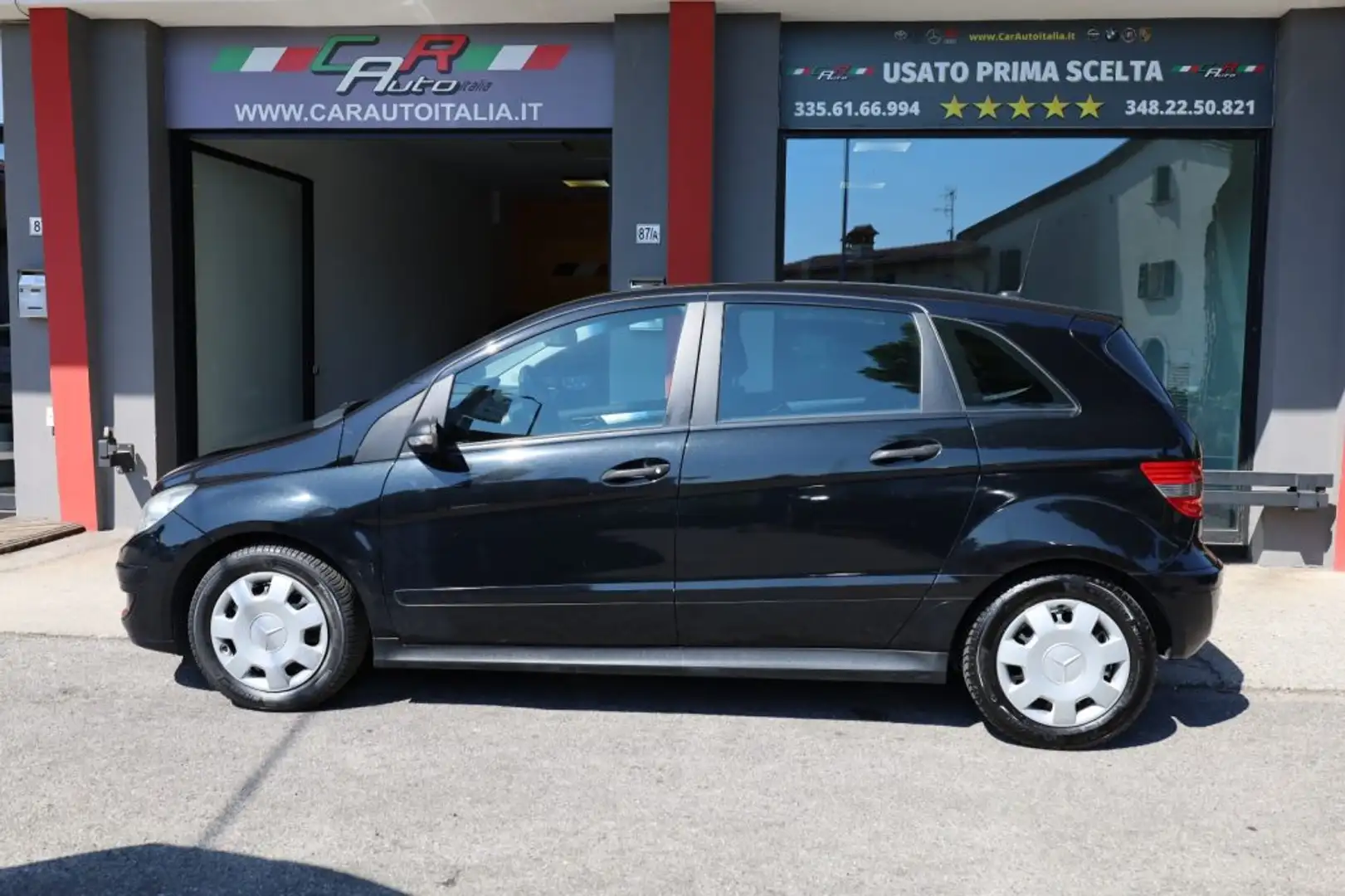 Mercedes-Benz B 180 CDI Automatica per NEOPATENTATI Tutta TAGLIANDATA Negro - 2