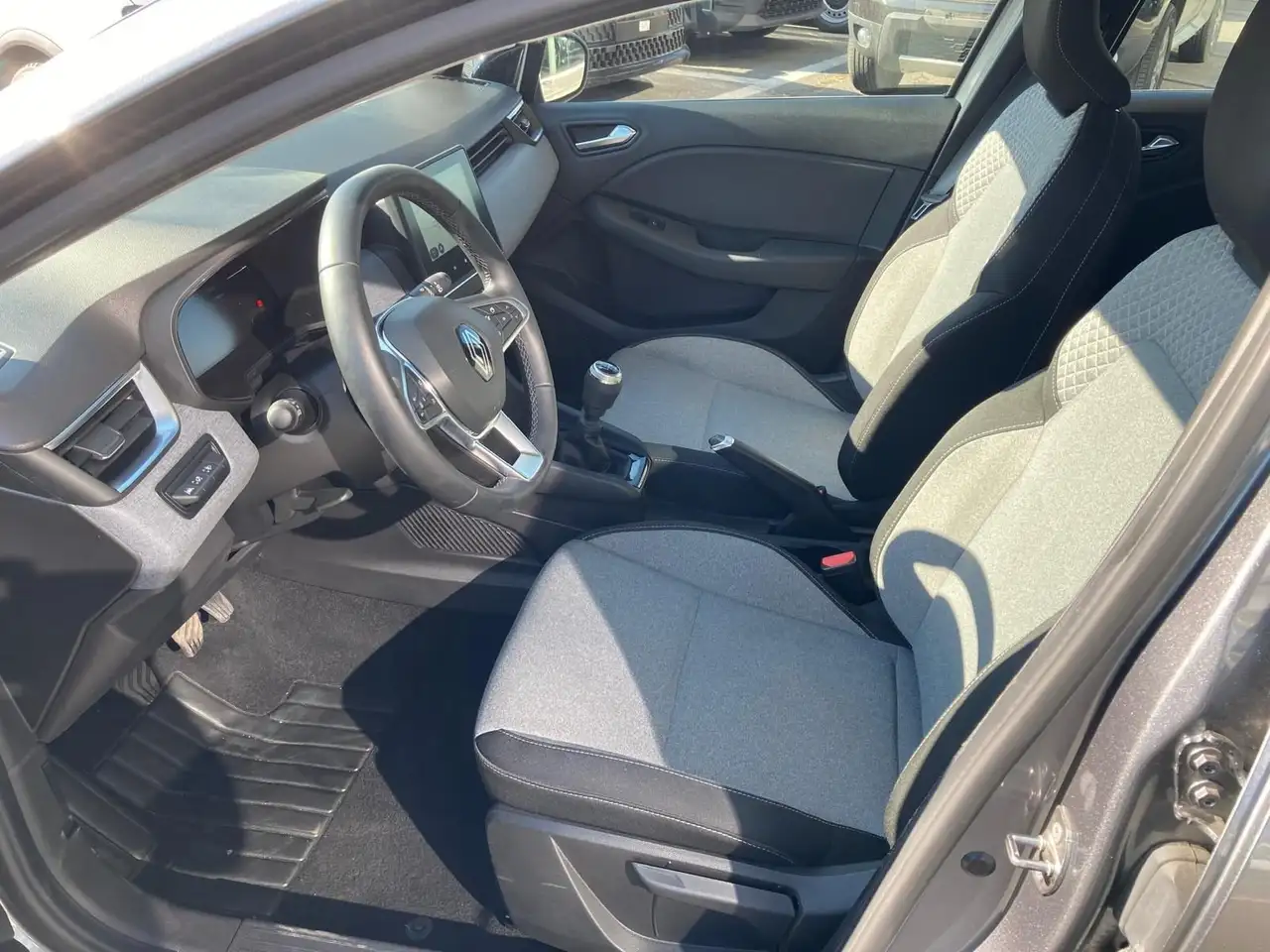Renault Clio TCe Evolution 90 15