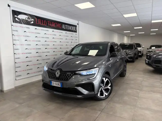 Renault Arkana 1.6 E-Tech full hybrid Techno 145cv
