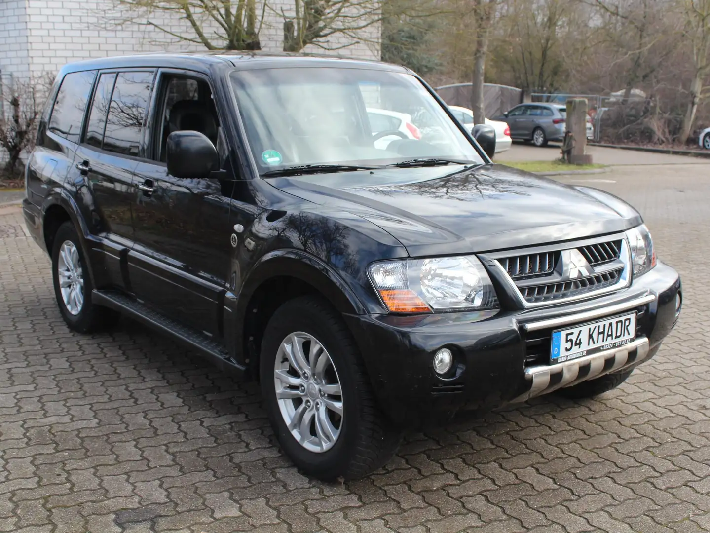 Mitsubishi Pajero 3.2 DI-D Elegance (5-trg.) - 1