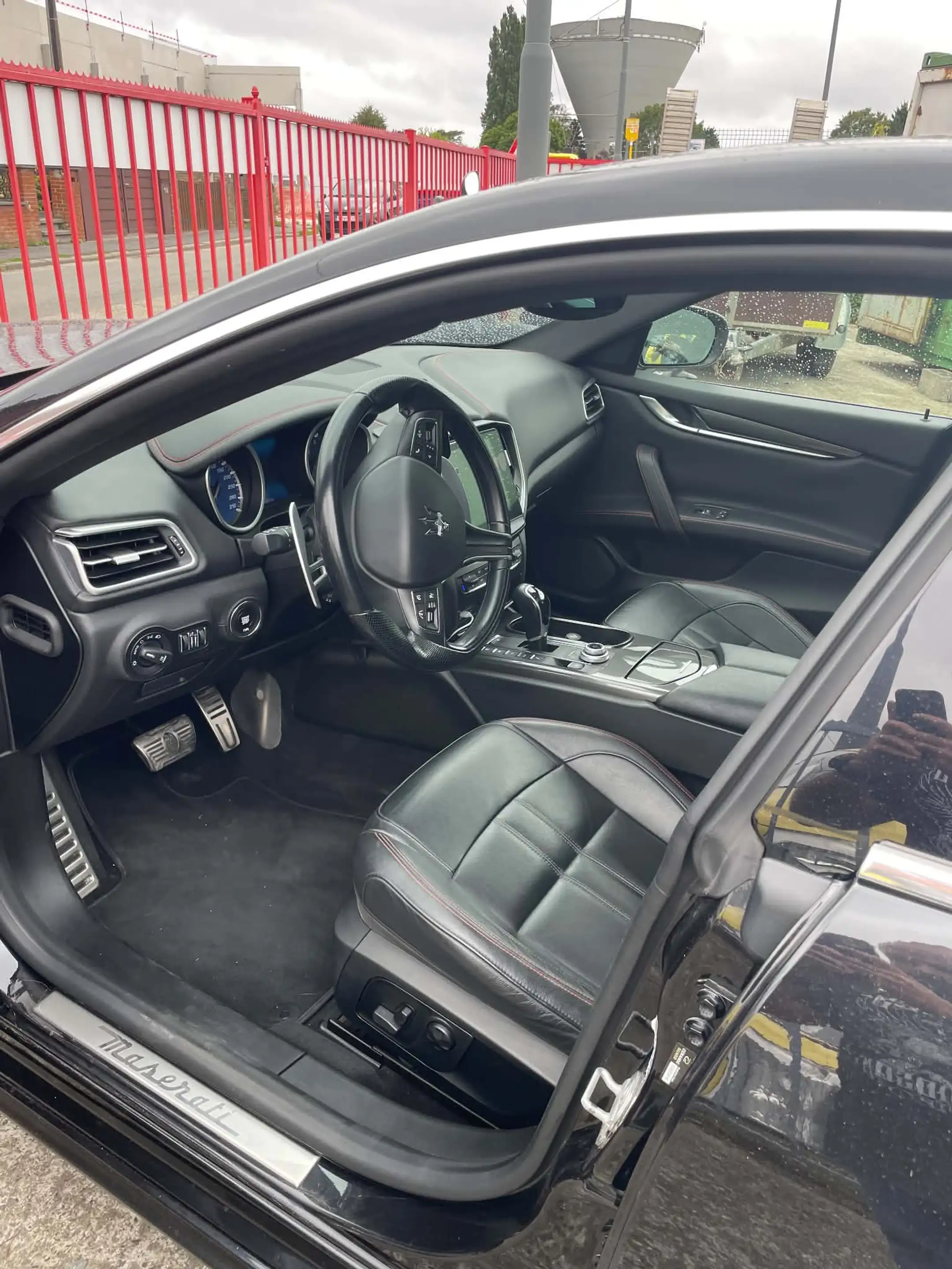 Maserati Ghibli Ghibli 3.0 V6 BiTurbo — photo 13