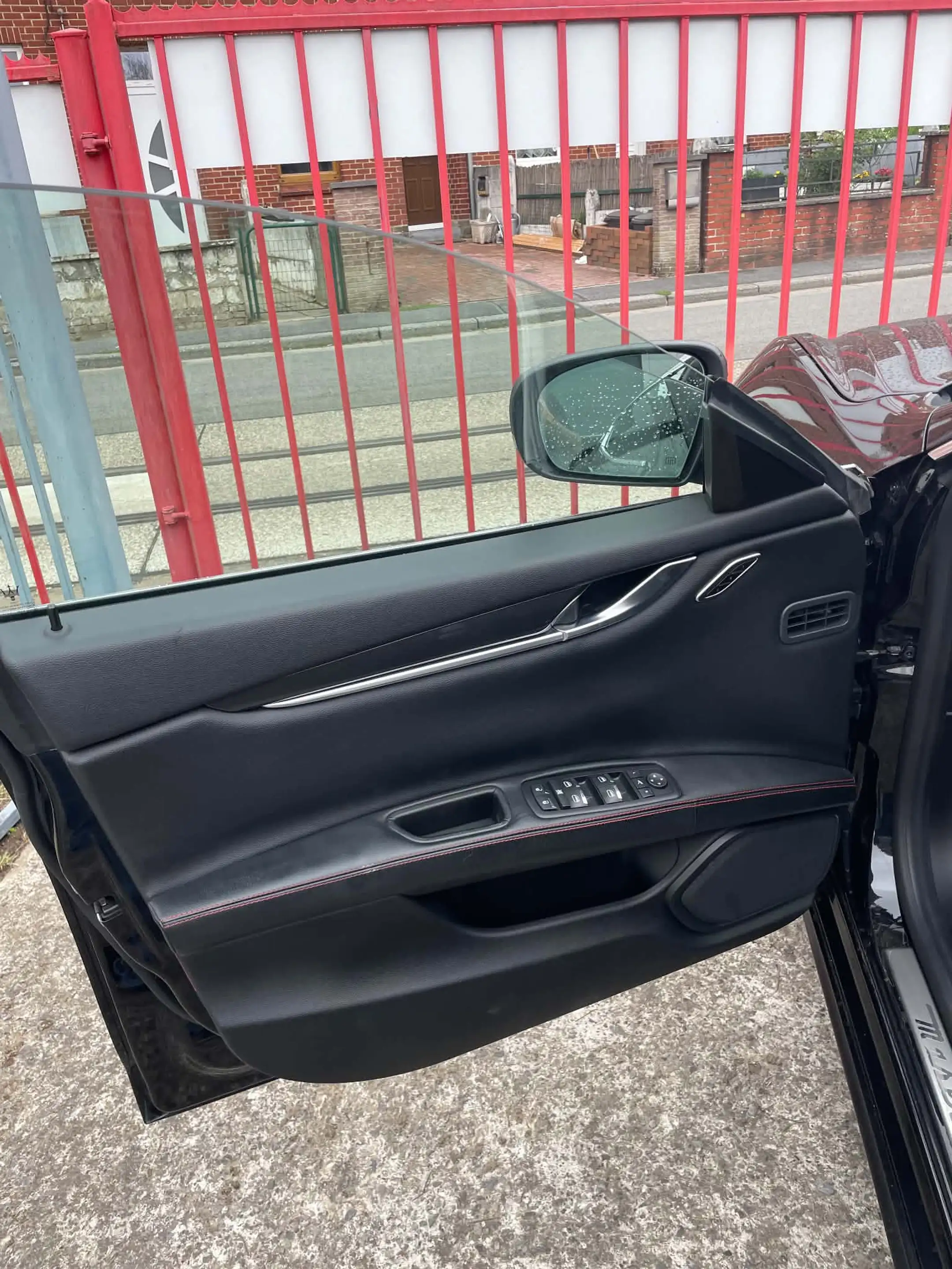 Maserati Ghibli Ghibli 3.0 V6 BiTurbo — photo 12