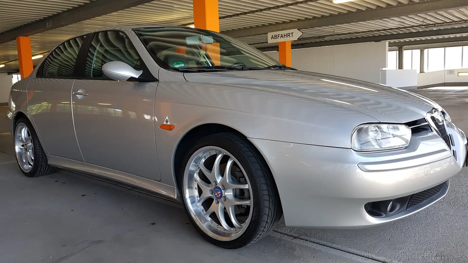 Alfa Romeo 156 156 1.8 16V Twin Spark Sportpaket III Silber - 2