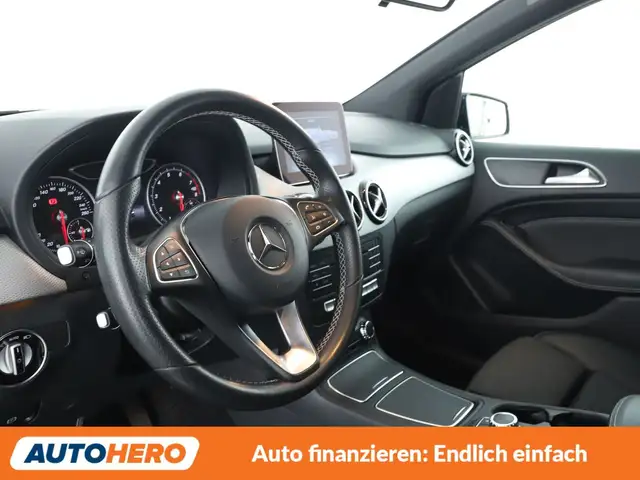 Mercedes-Benz B-Class view 11