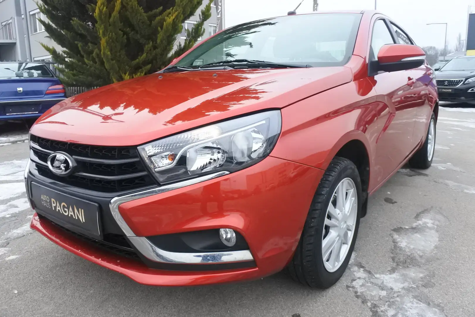 Lada Vesta Lada Vesta 1,6 Luxus Aut./NAVI/TOUCH/ÖAMTC Rot - 2