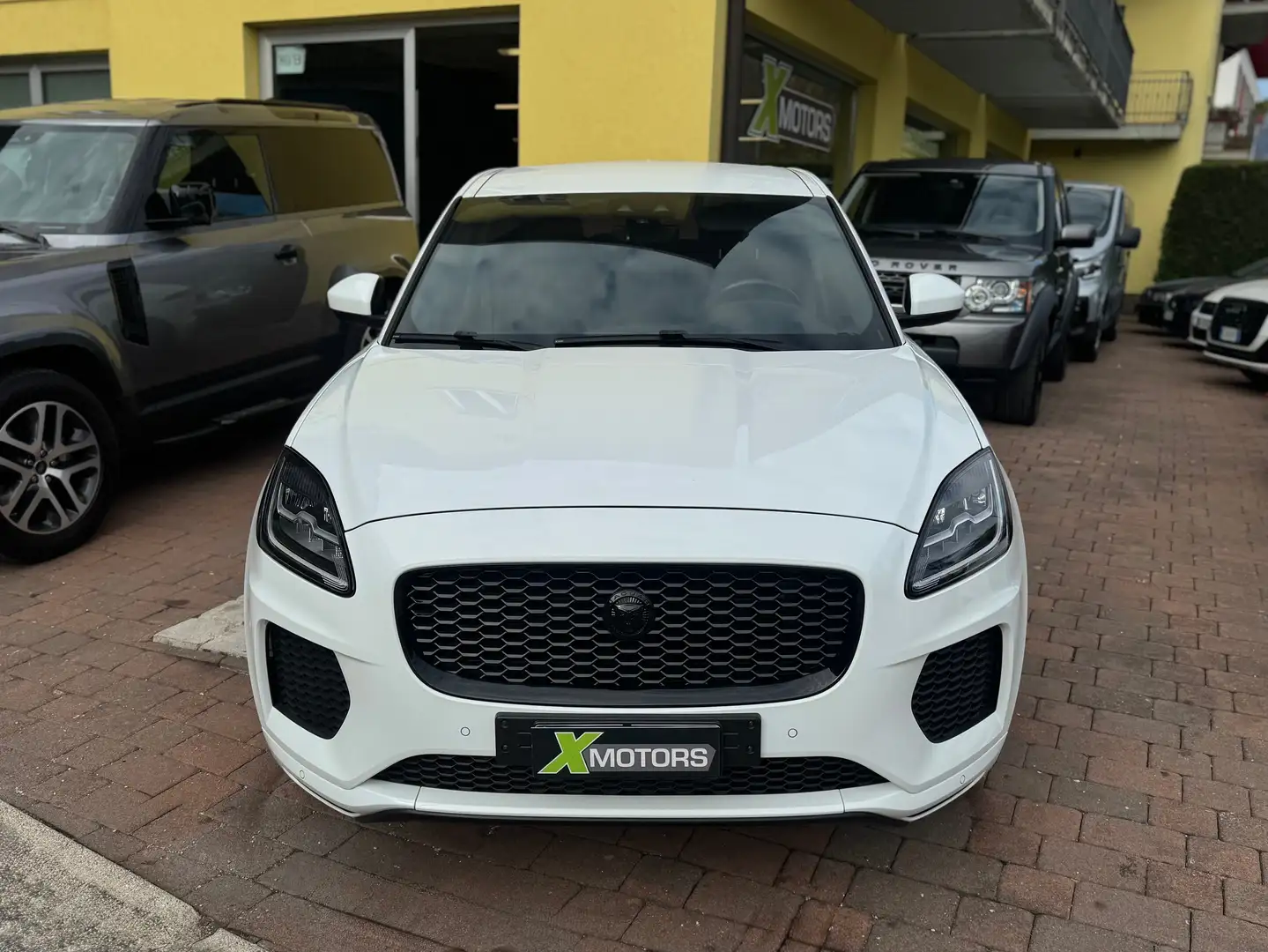 Jaguar E-Pace E-Pace 2017 2.0d i4 R-Dynamic S fwd 150cv Blanc - 2