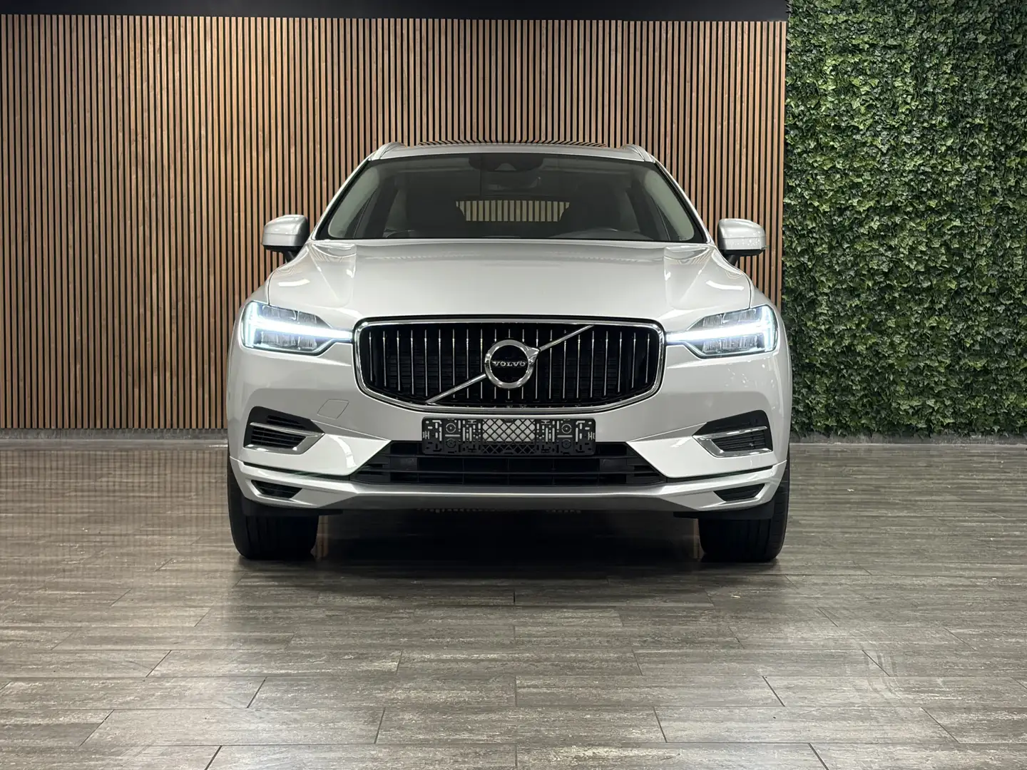 Volvo XC60 T6 AWD Recharge Inscription Schuifdak | Lederen be Argent - 2