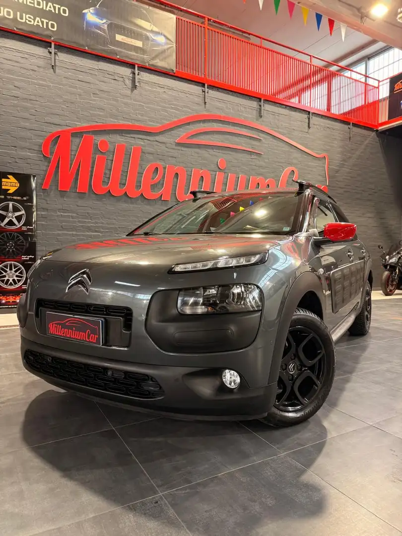 Citroen C4 Cactus PureTech 82 Feel NEOPATENTATI Grigio - 2