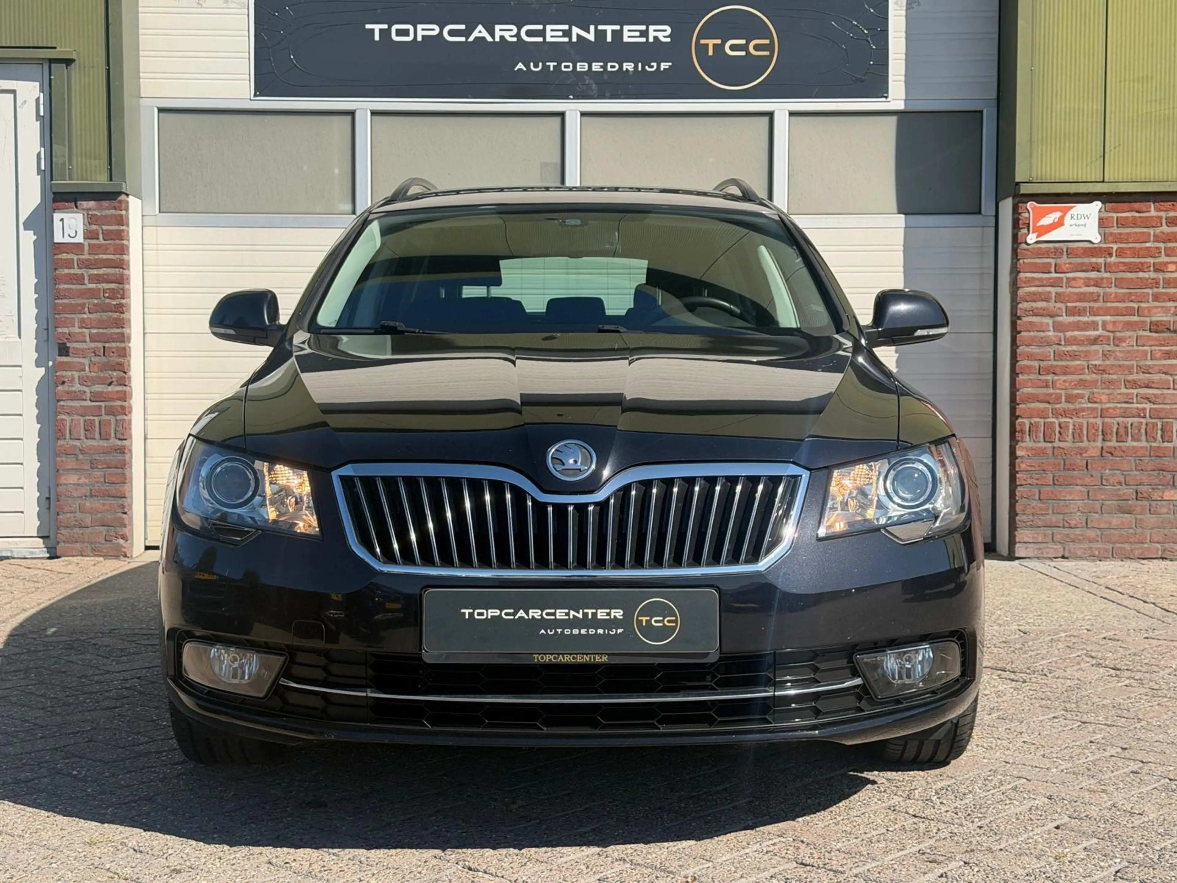 Skoda Superb Combi 1.8 TSI Ambition/AUT/PARKS/NAVI/APK/NAP — photo 2